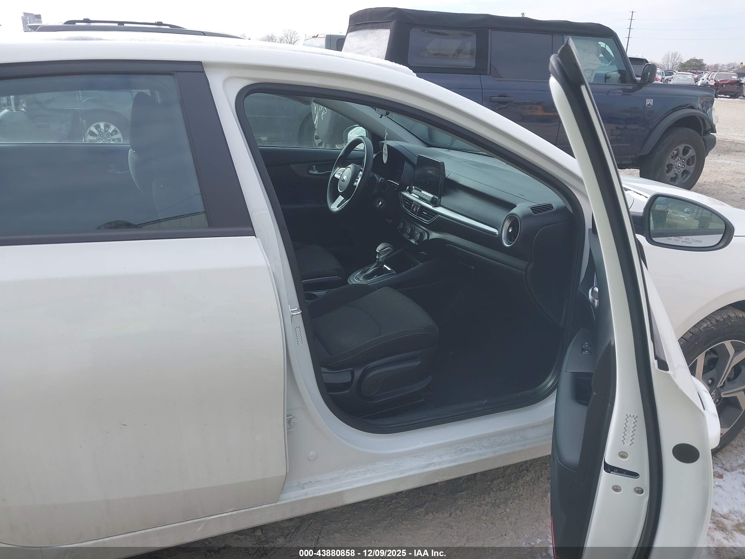 KIA FORTE image 5