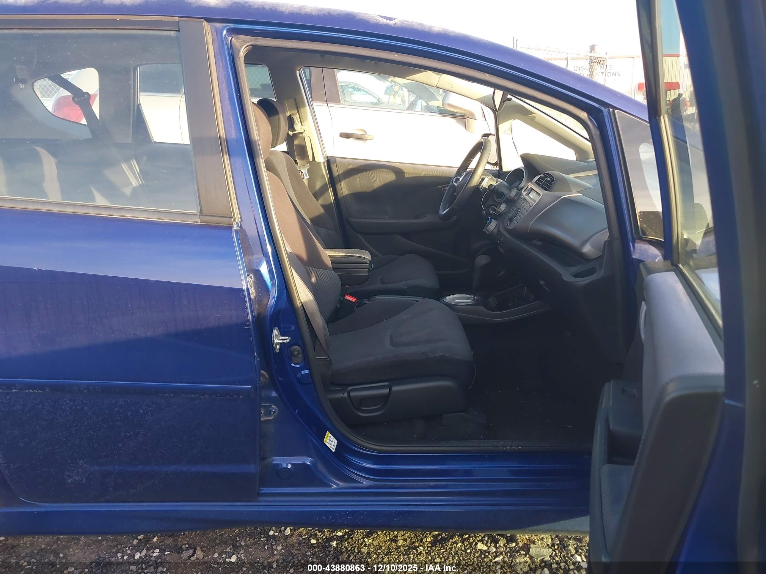 HONDA FIT image 5