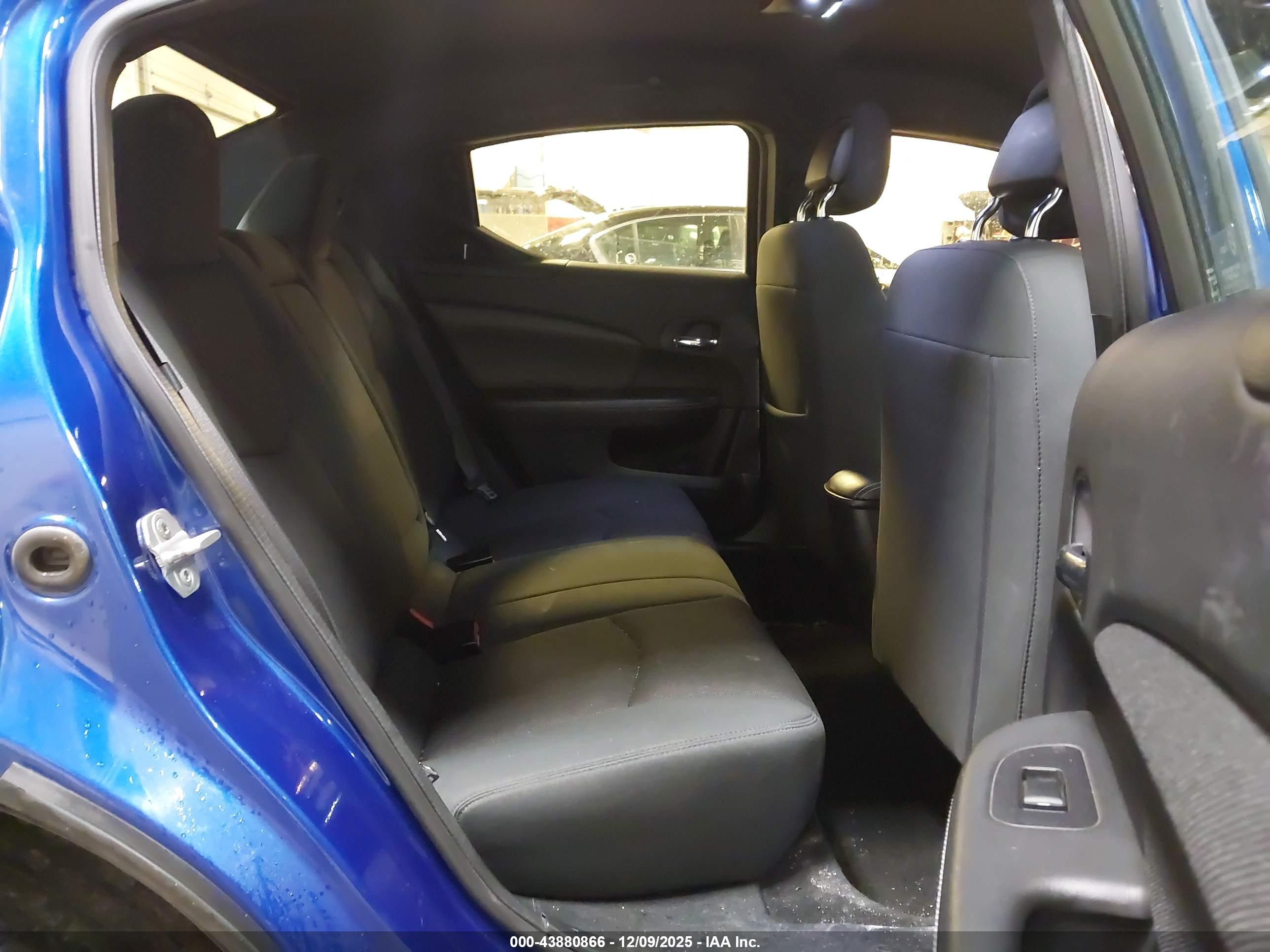 DODGE AVENGER image 8