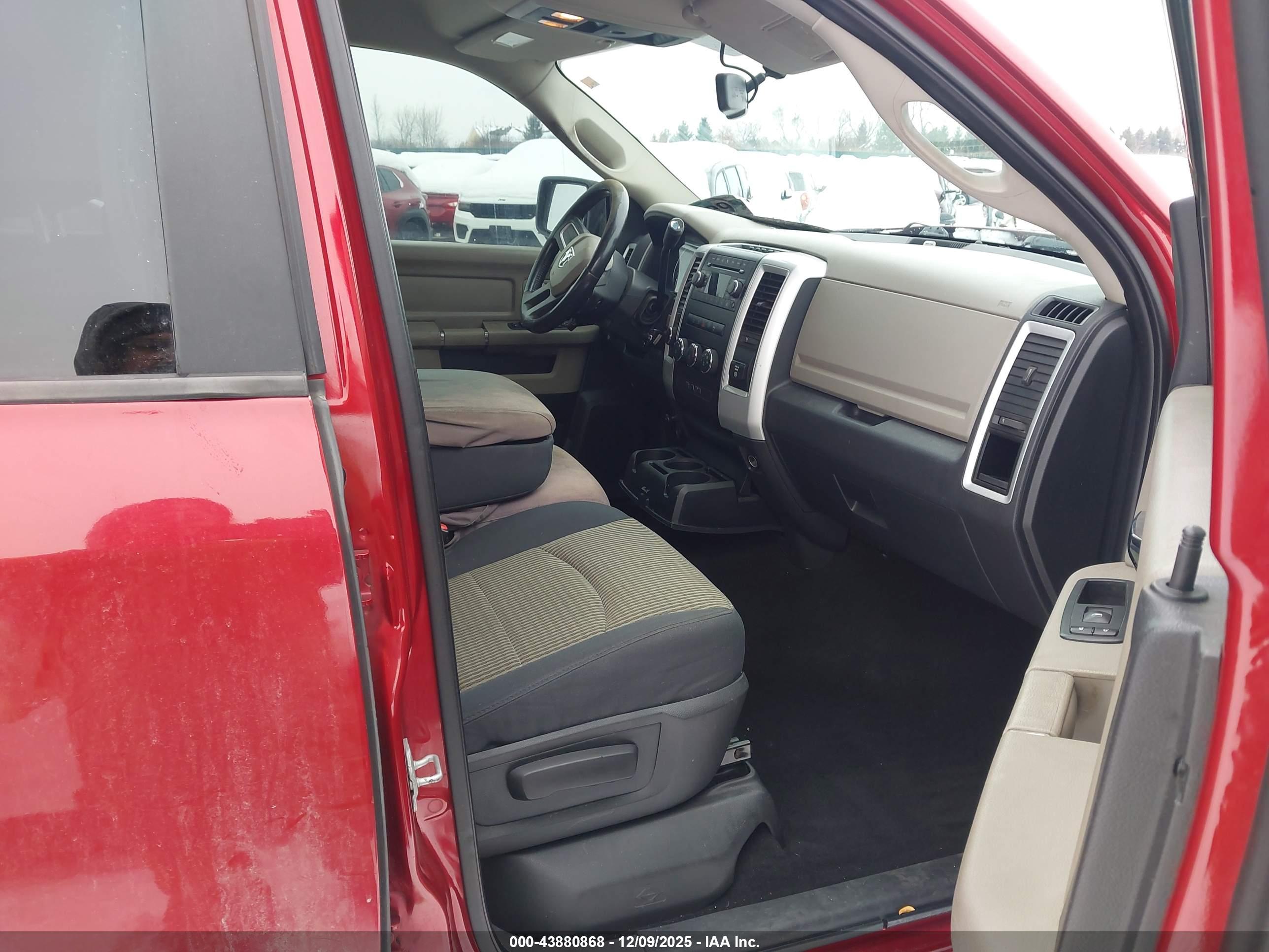 DODGE RAM image 5