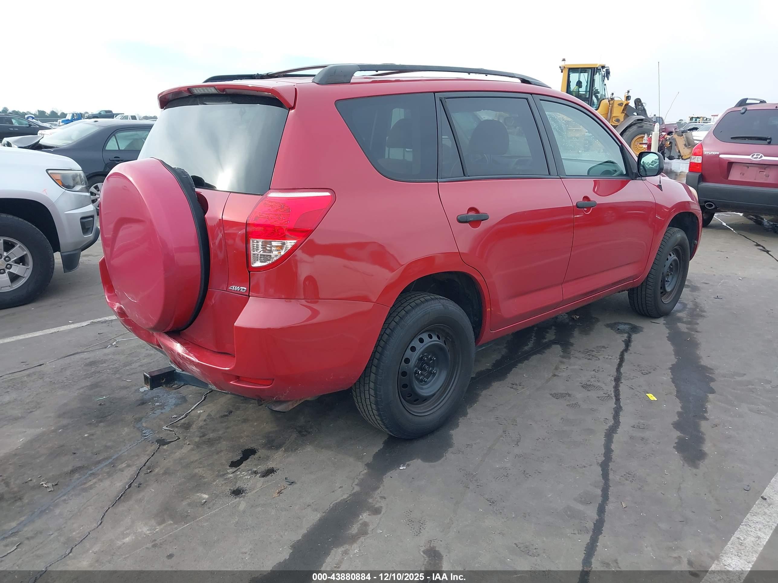 TOYOTA RAV4 image 4