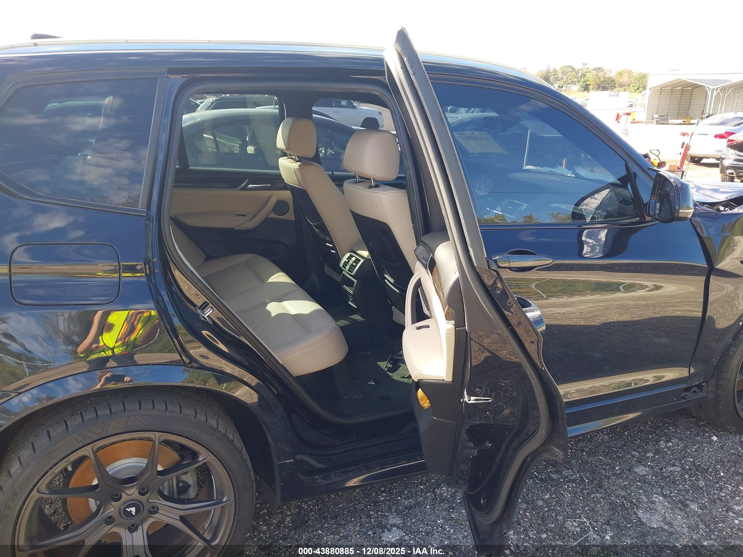 BMW X3 image 8