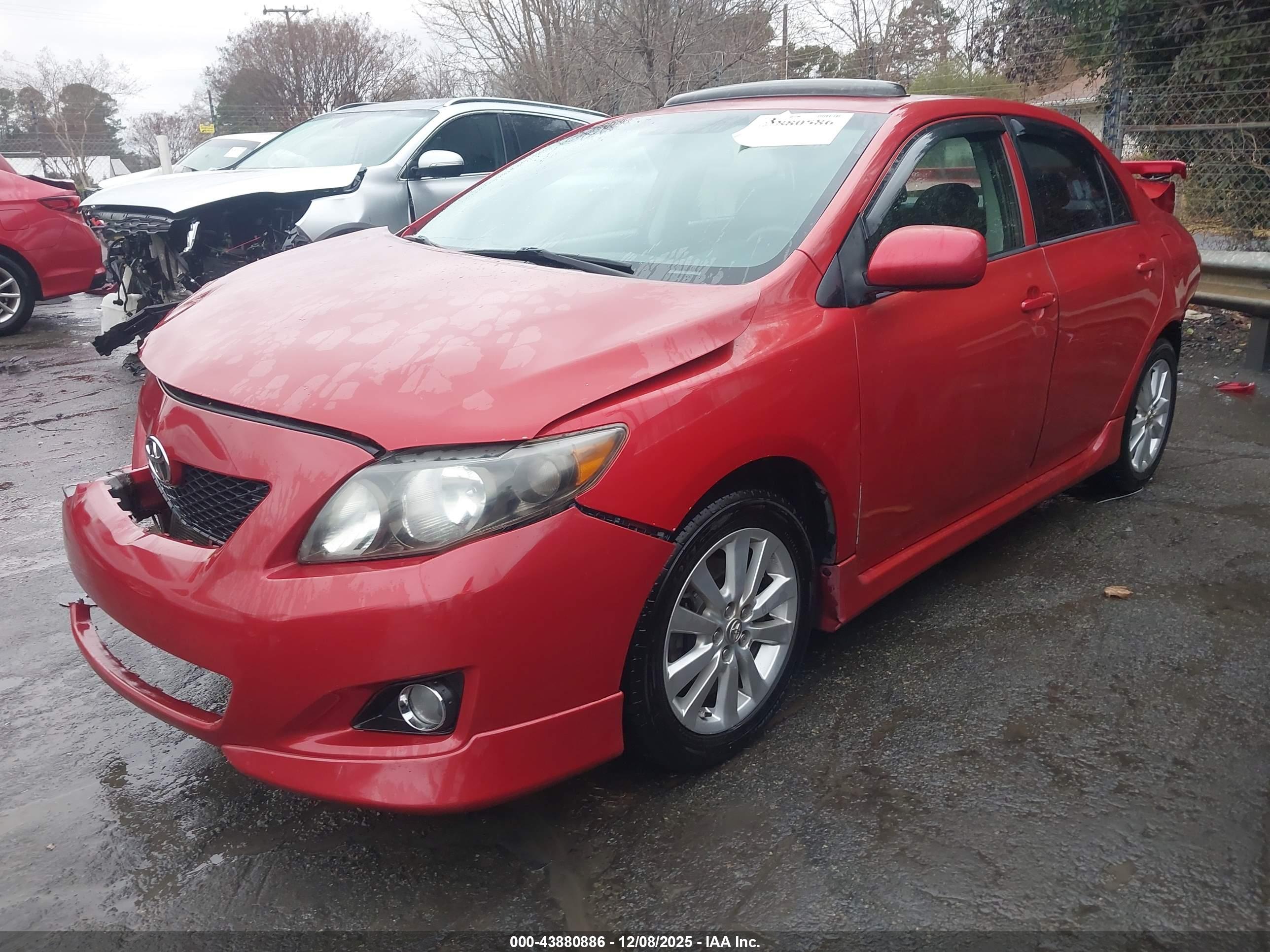 TOYOTA COROLLA image 2