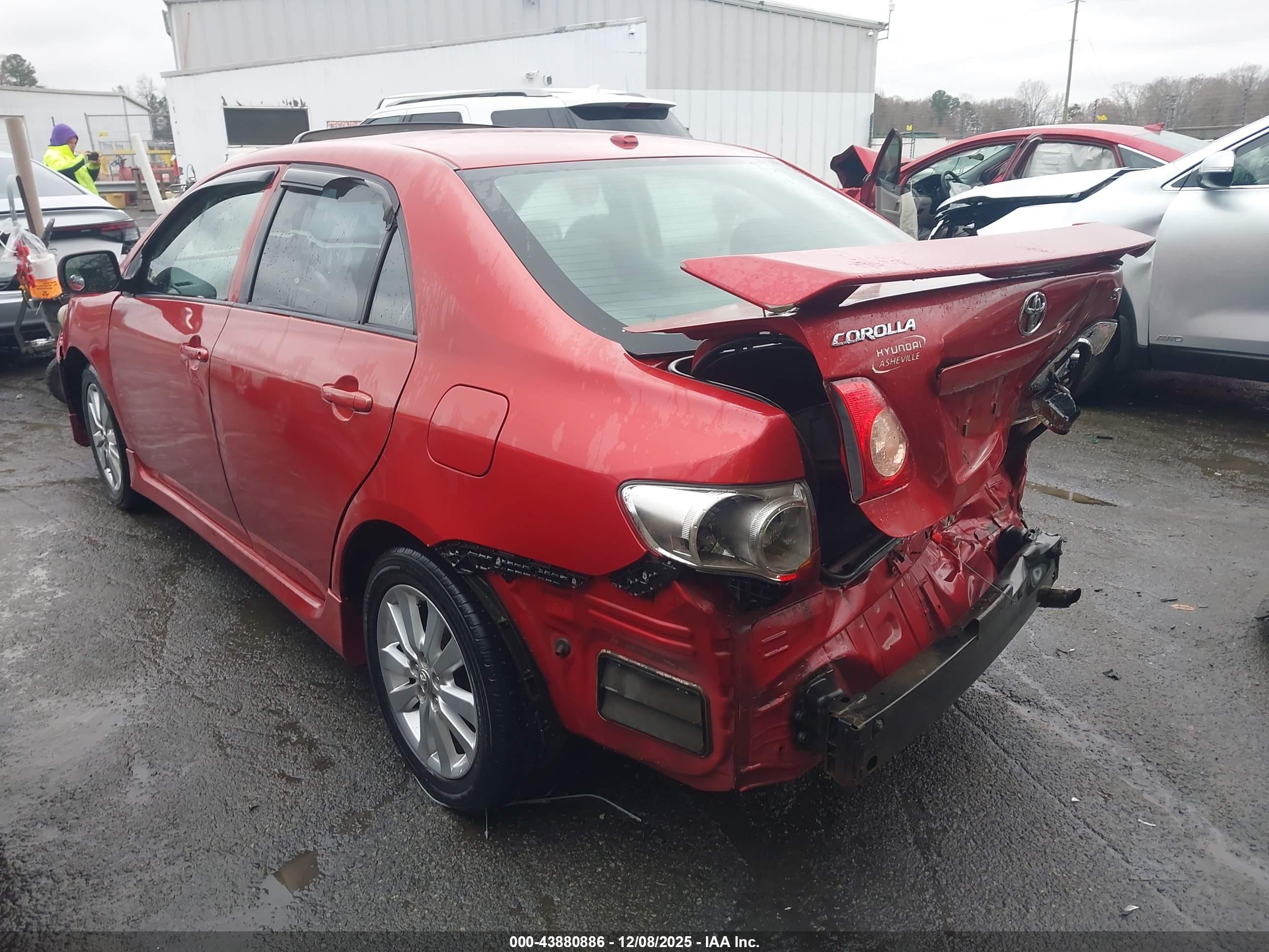 TOYOTA COROLLA image 3