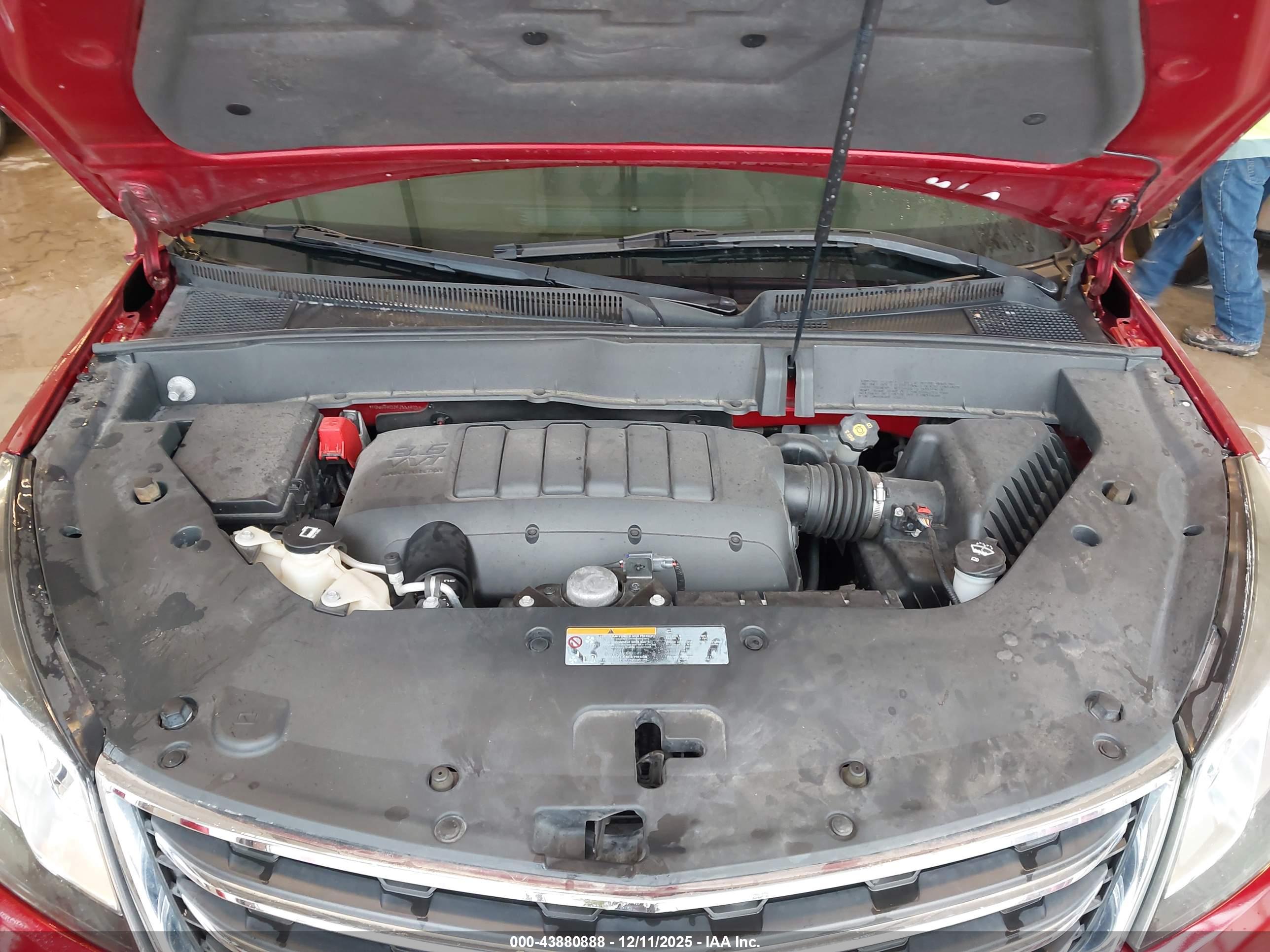 CHEVROLET TRAVERSE image 10
