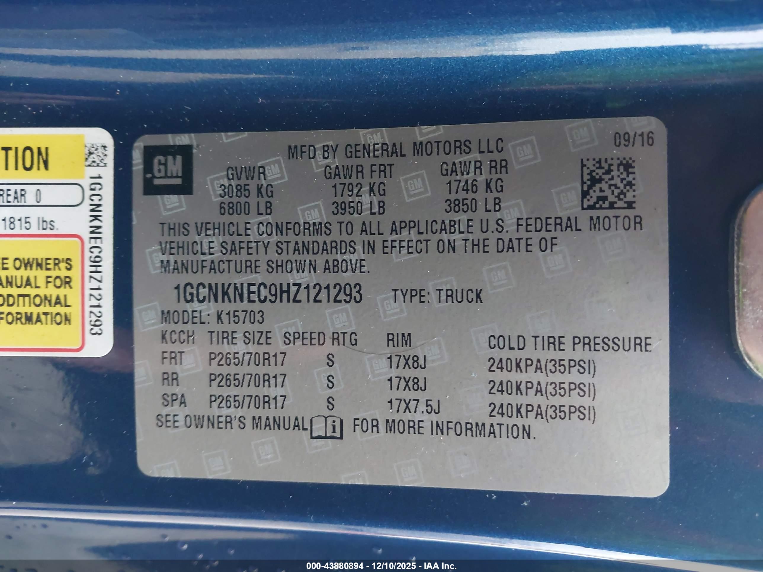 CHEVROLET SILVERADO image 9