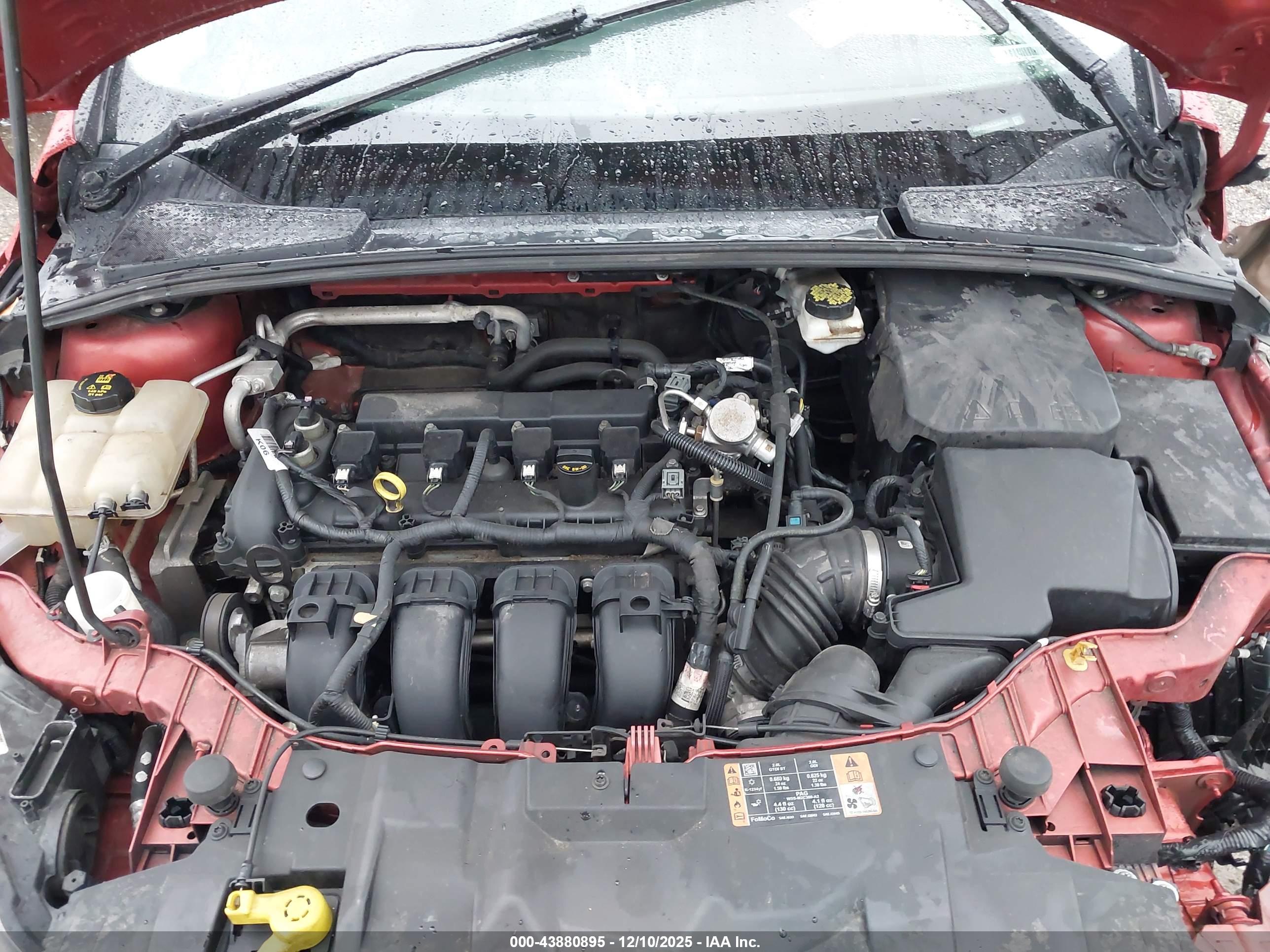FORD FOCUS image 10