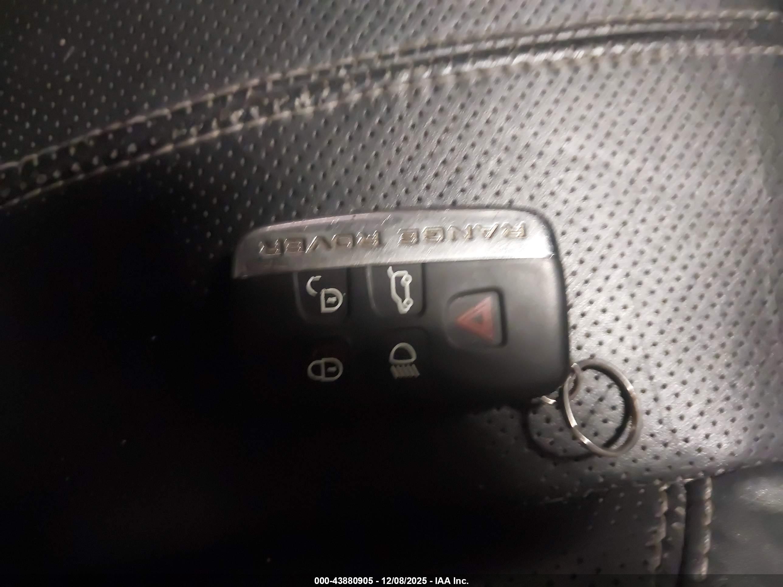 LAND ROVER image 11