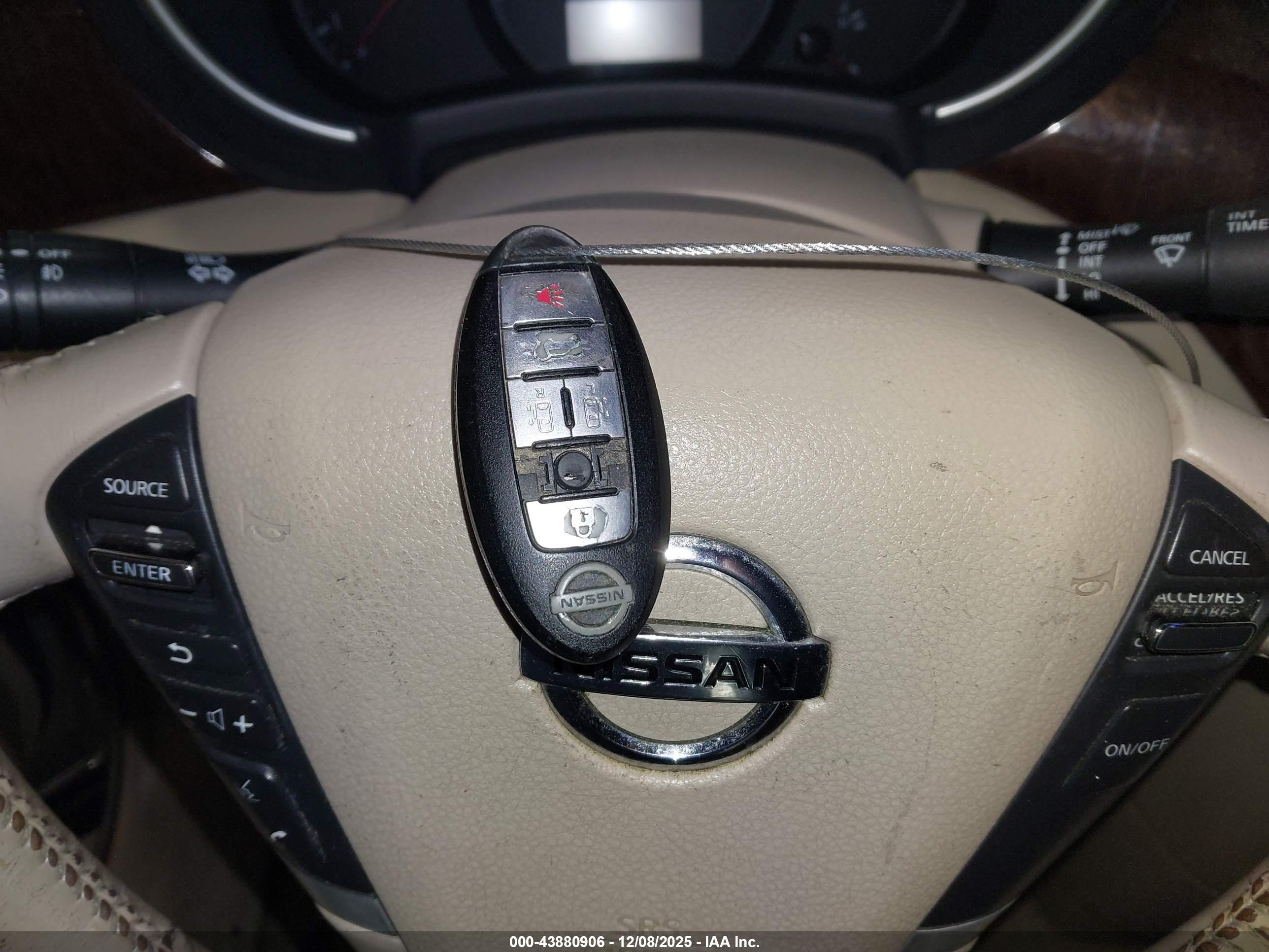 NISSAN QUEST image 11