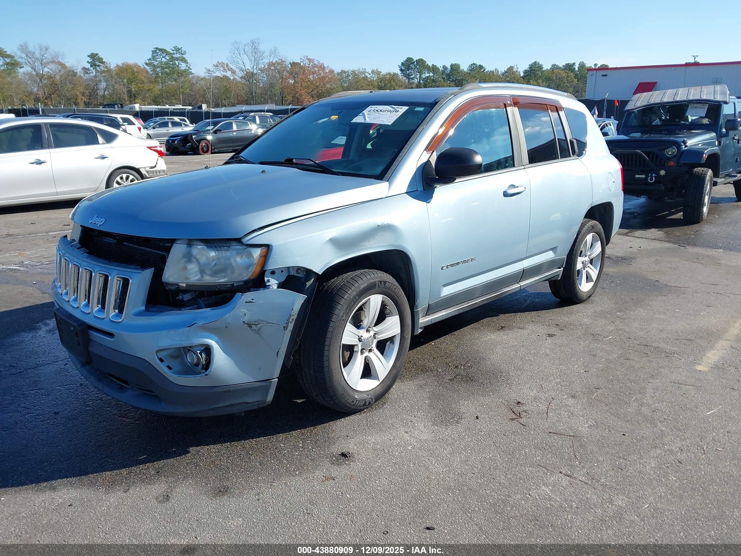 JEEP COMPASS image 2