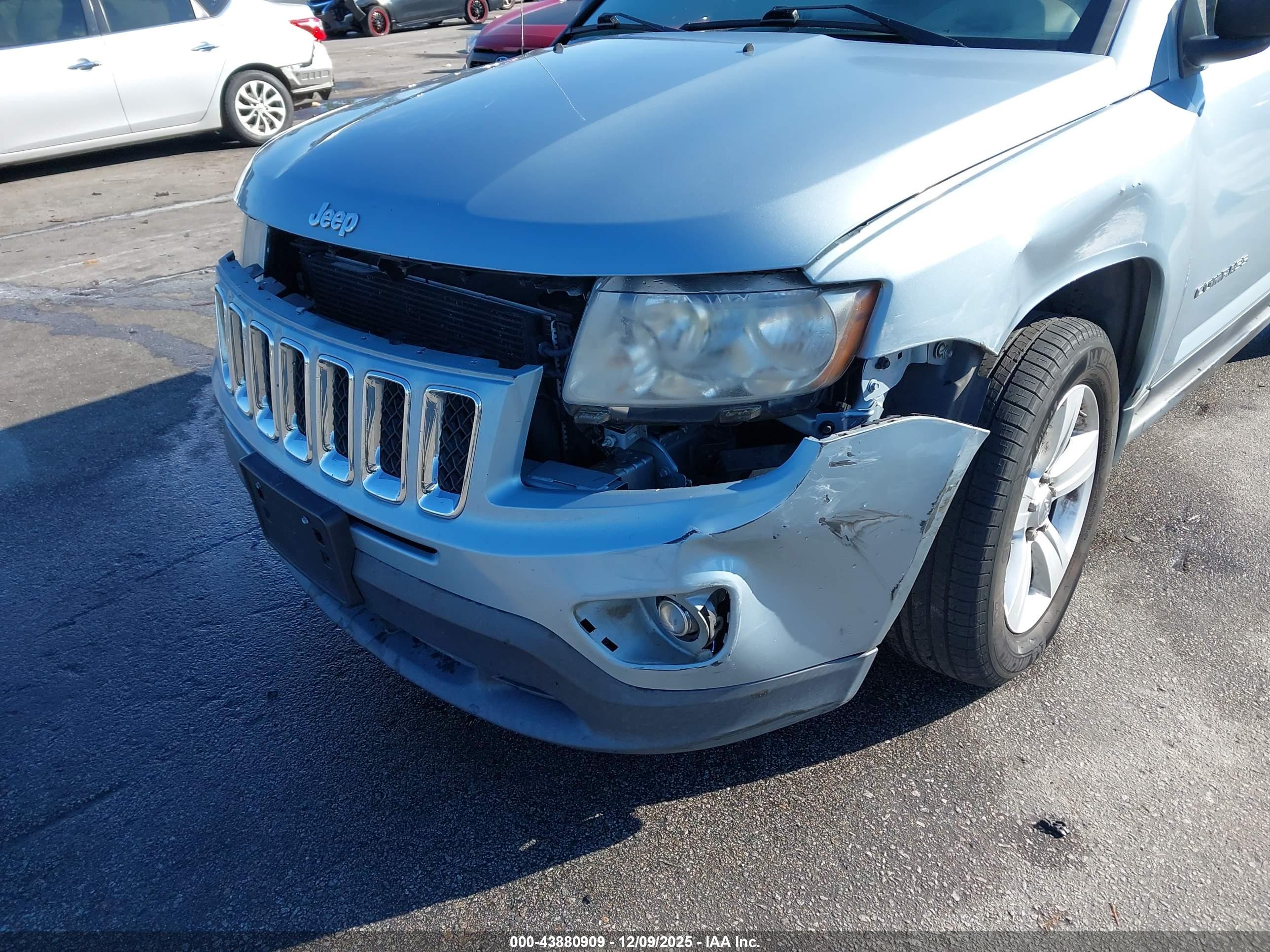 JEEP COMPASS image 6