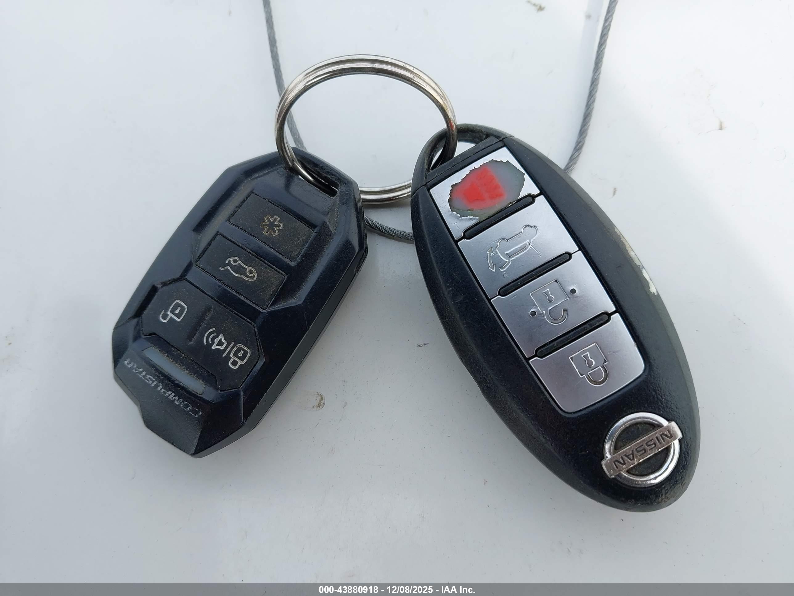 NISSAN MURANO image 11