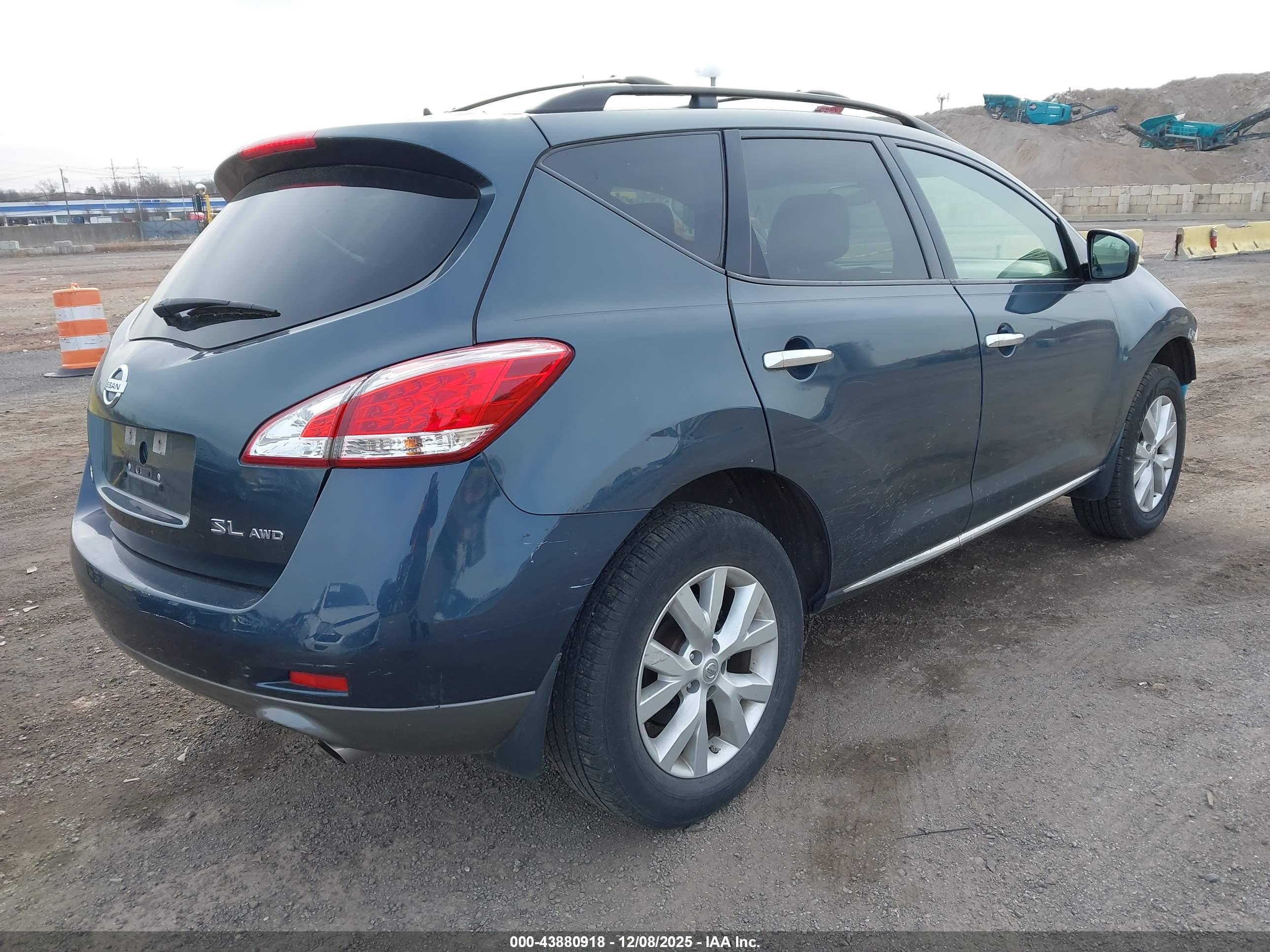 NISSAN MURANO image 4