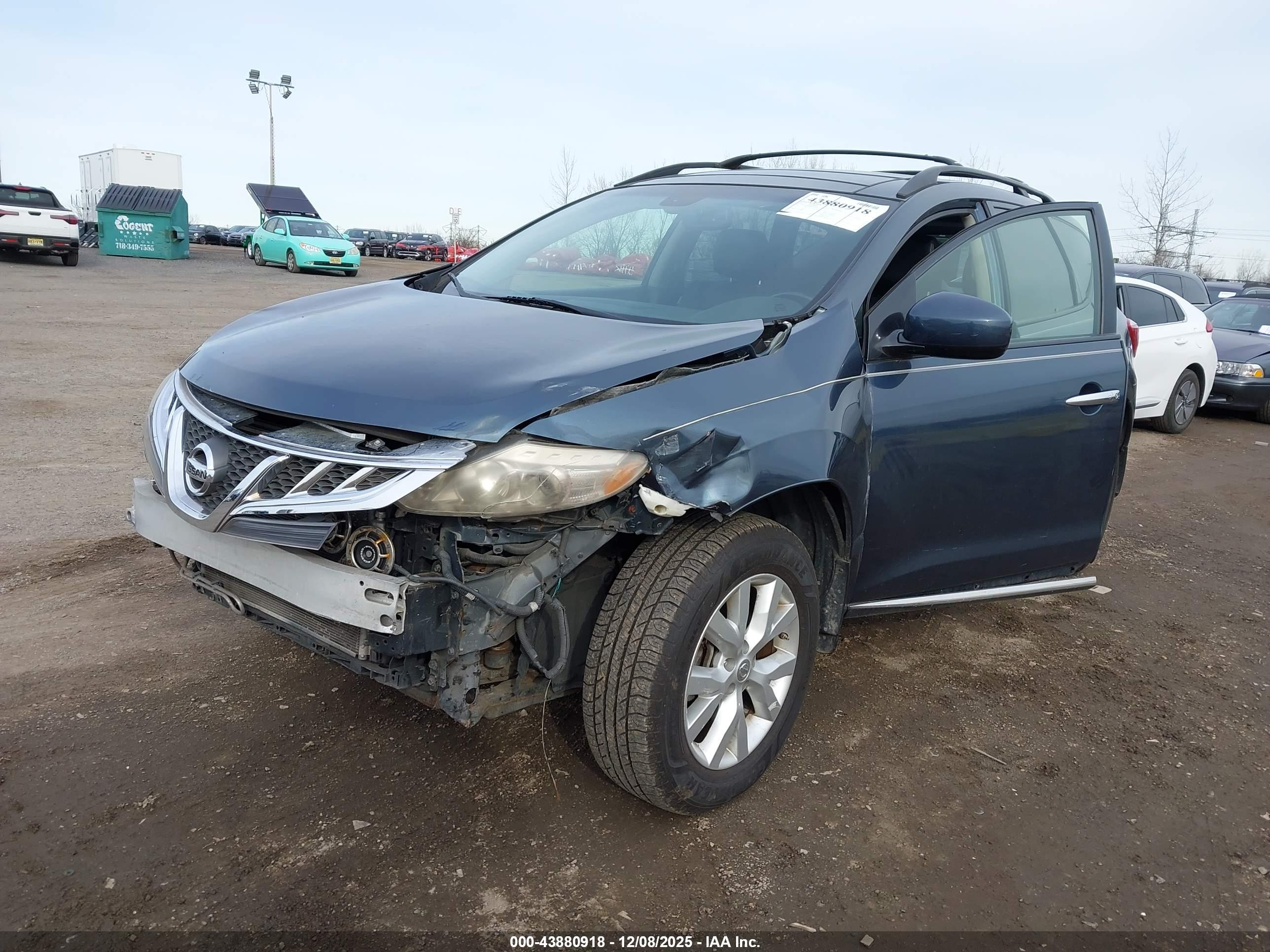 NISSAN MURANO image 6