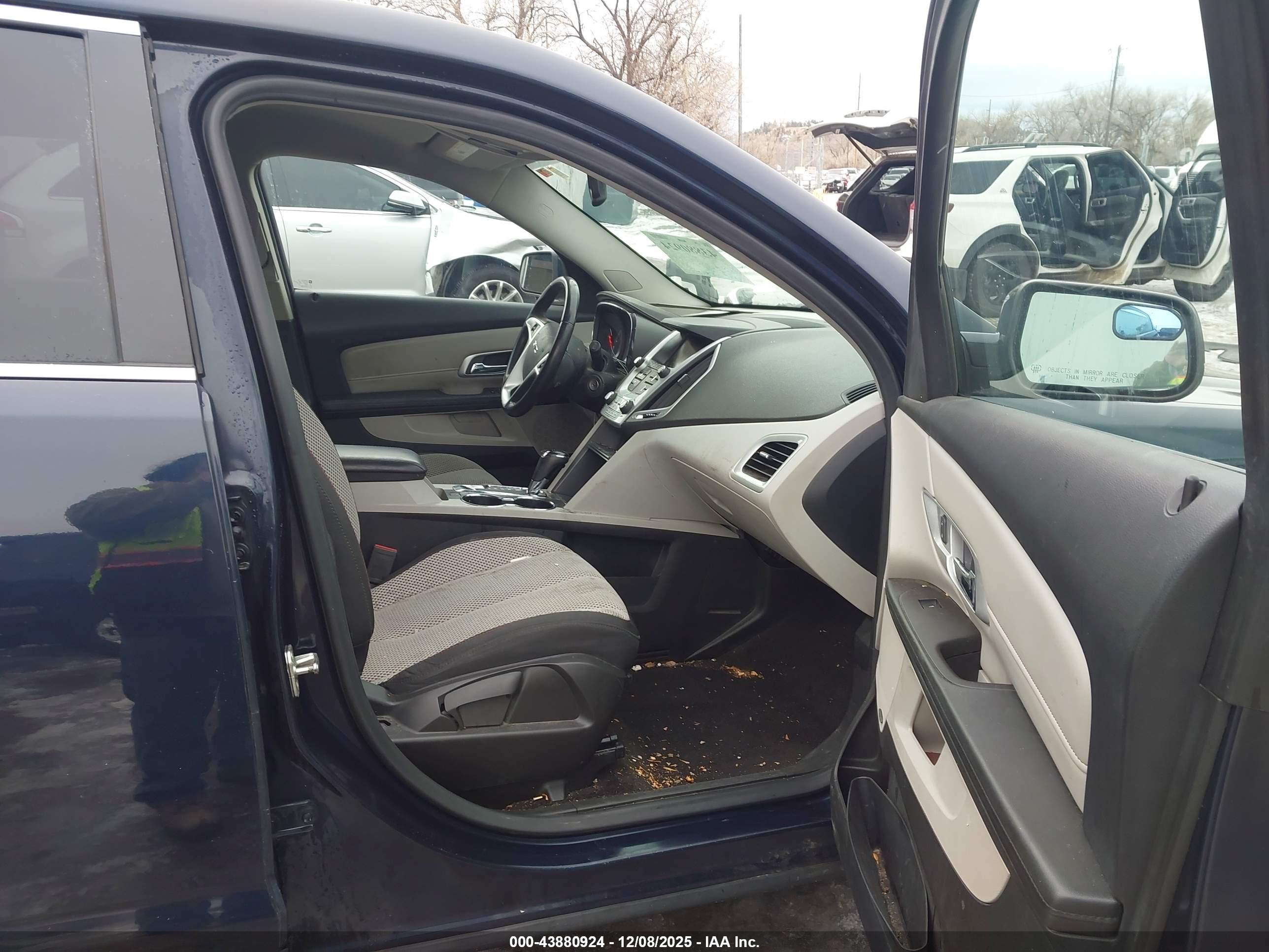 GMC TERRAIN image 5