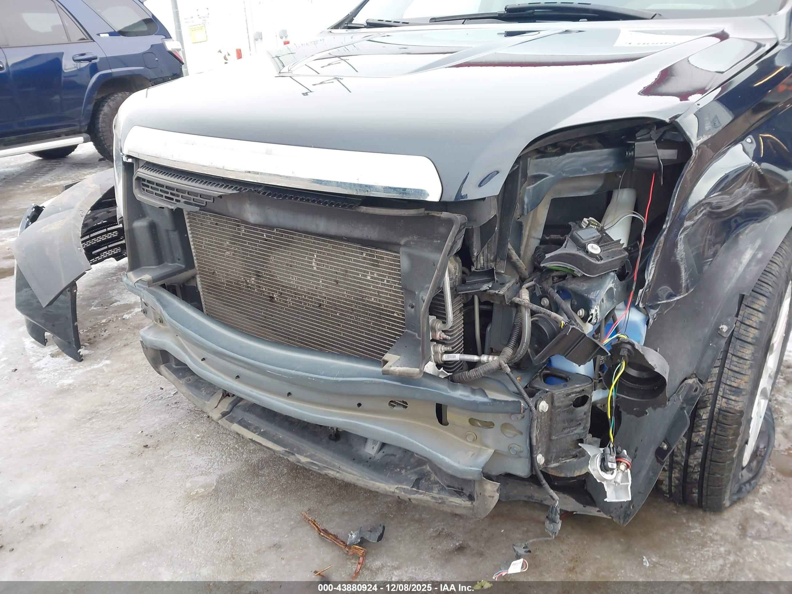 GMC TERRAIN image 6