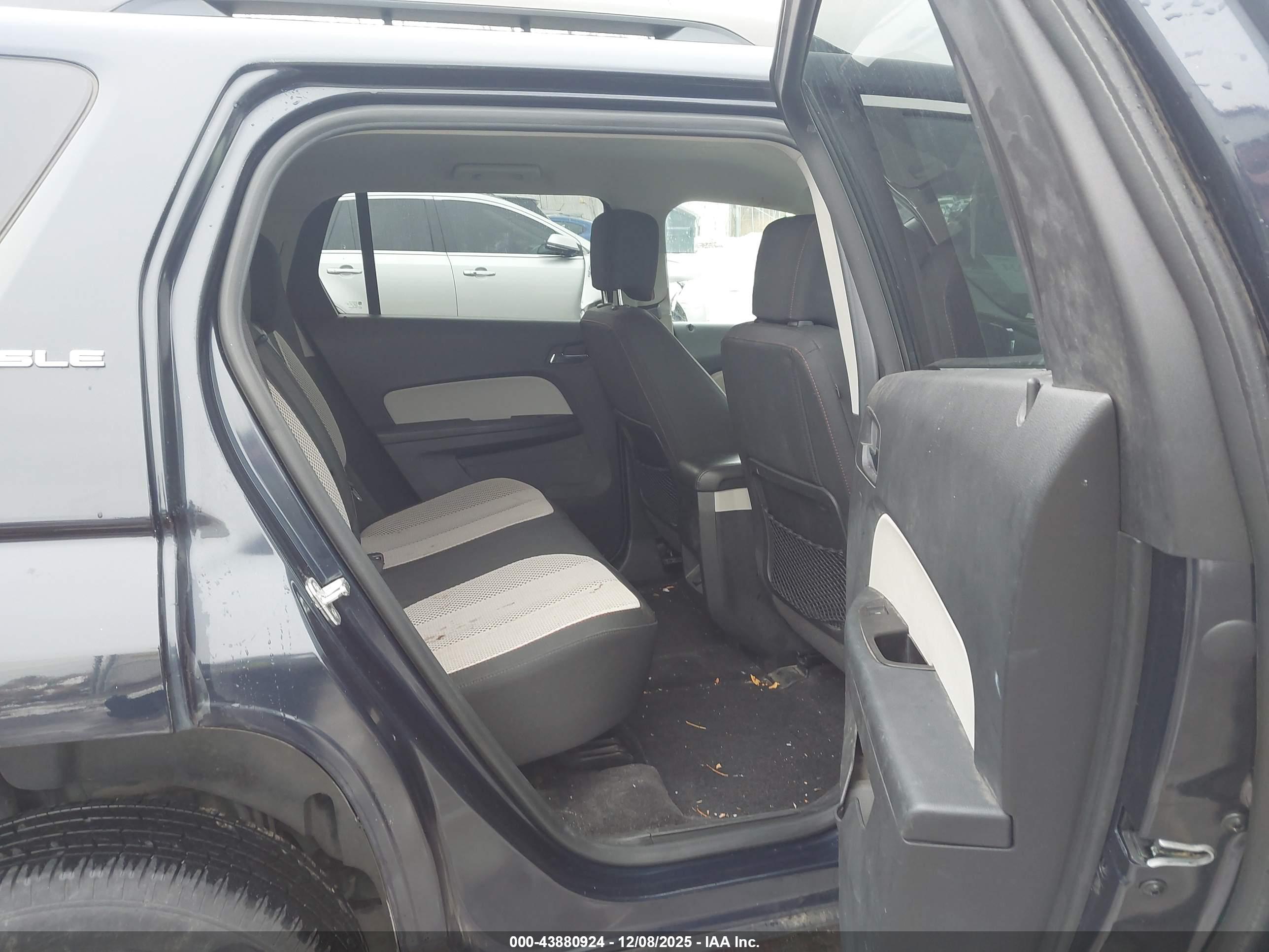 GMC TERRAIN image 8