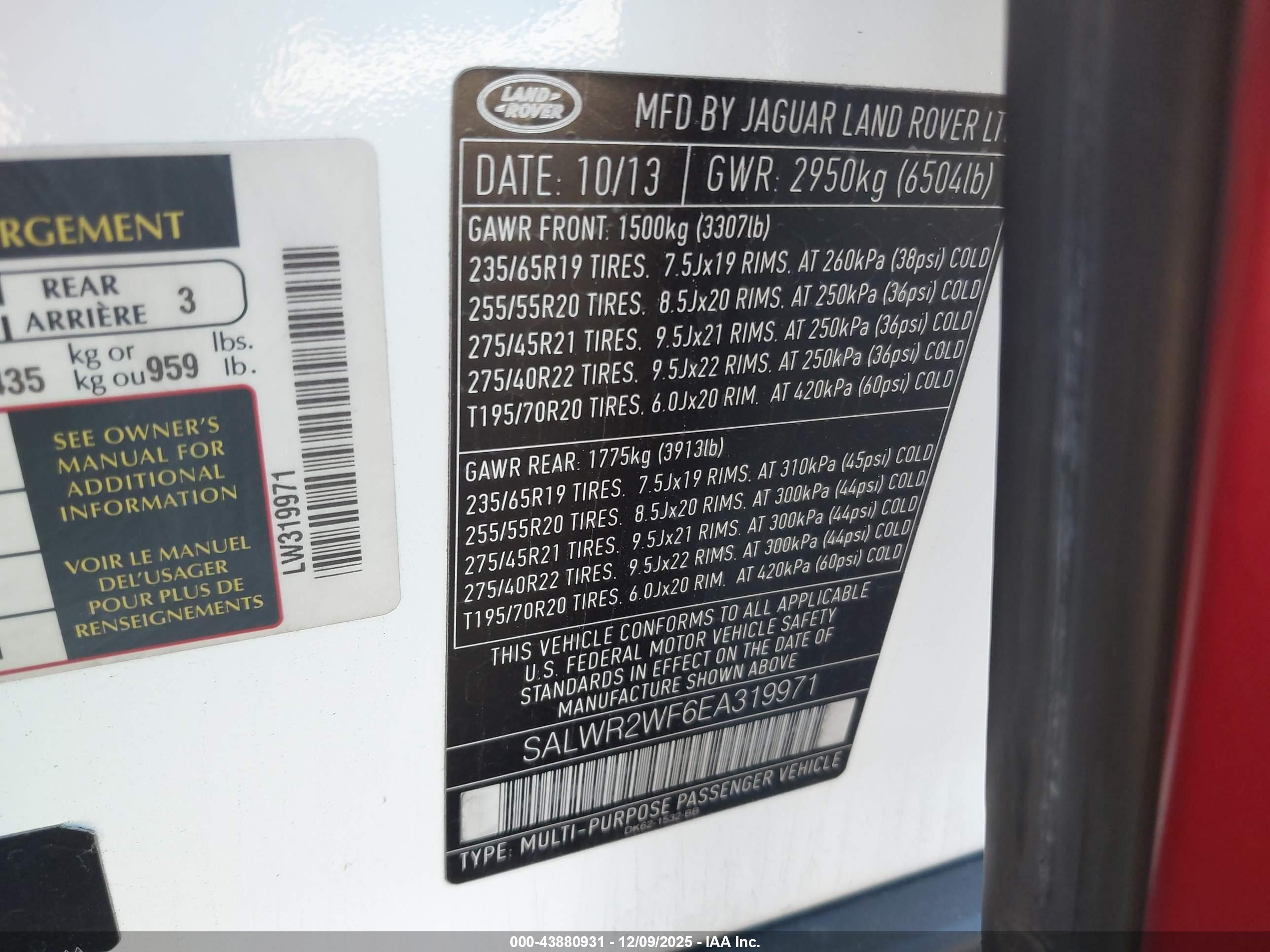 LAND ROVER image 9