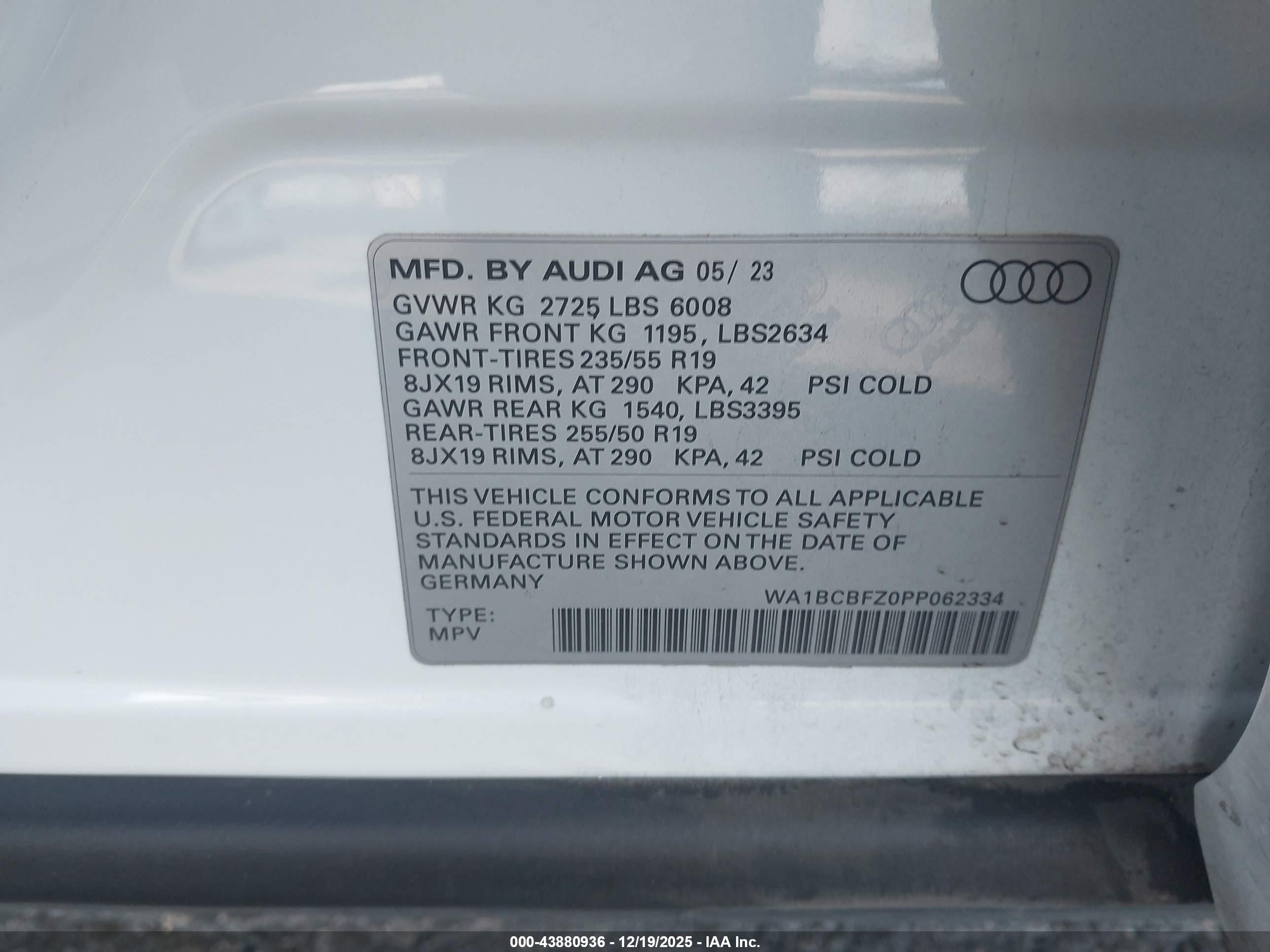 AUDI Q4 image 9