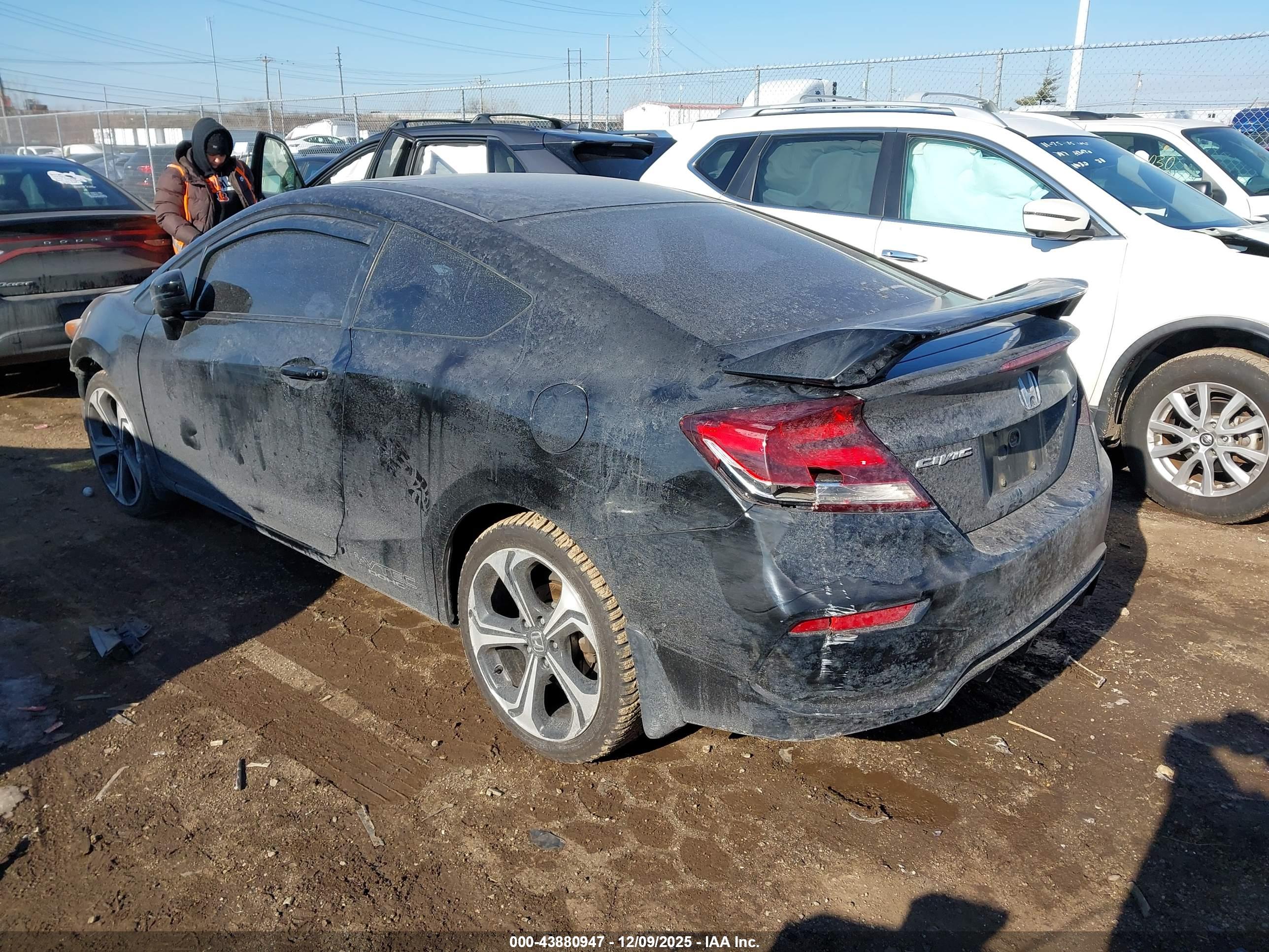 HONDA CIVIC image 3