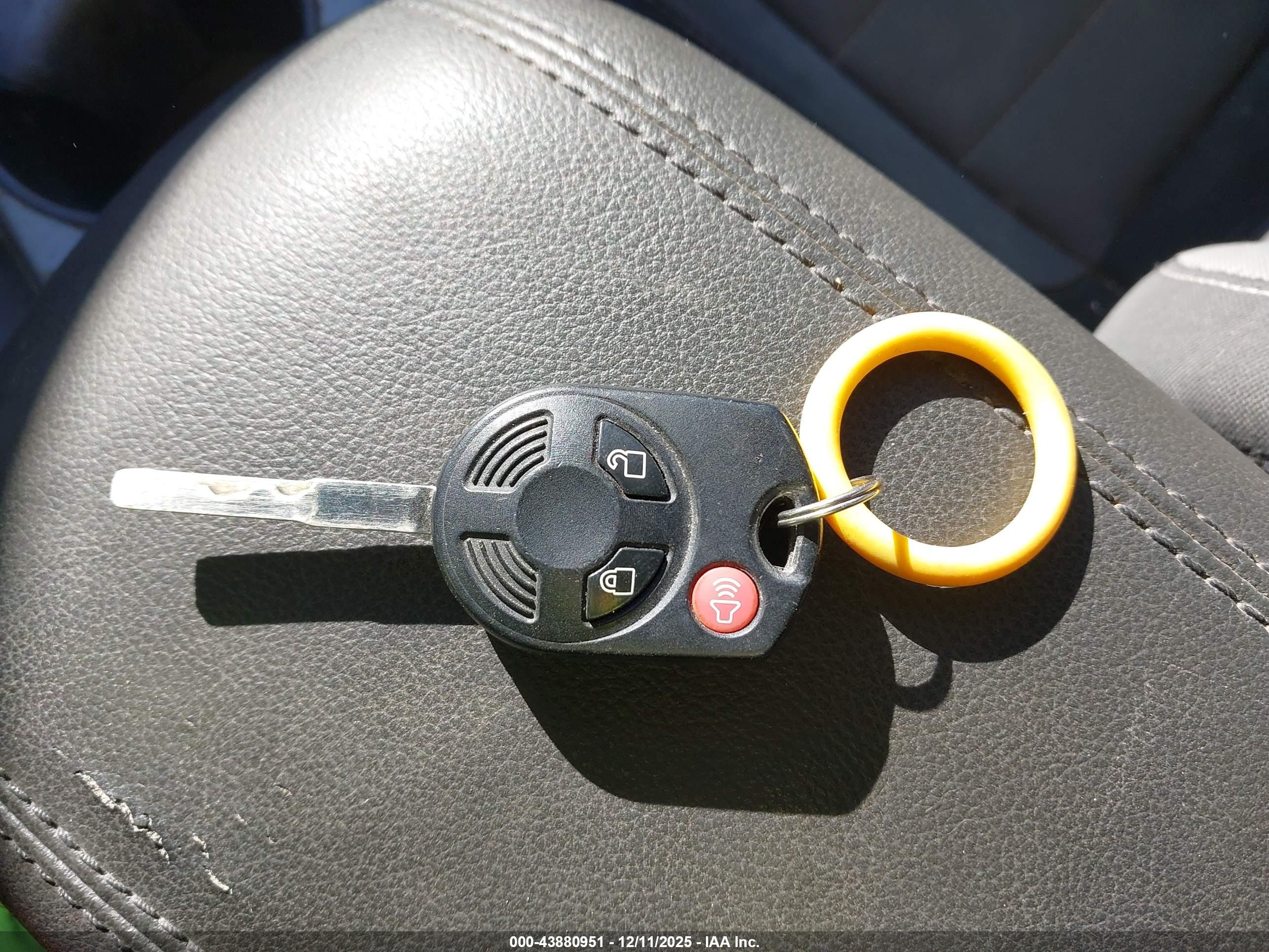 FORD ESCAPE image 11