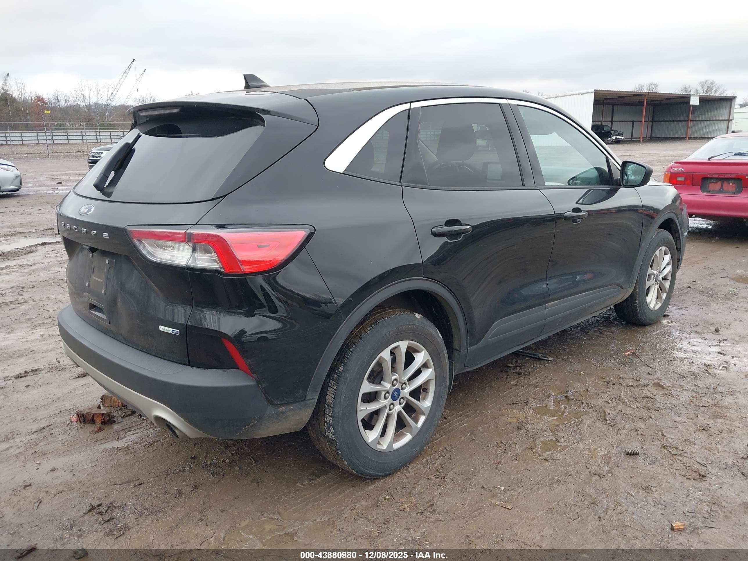 FORD ESCAPE image 4