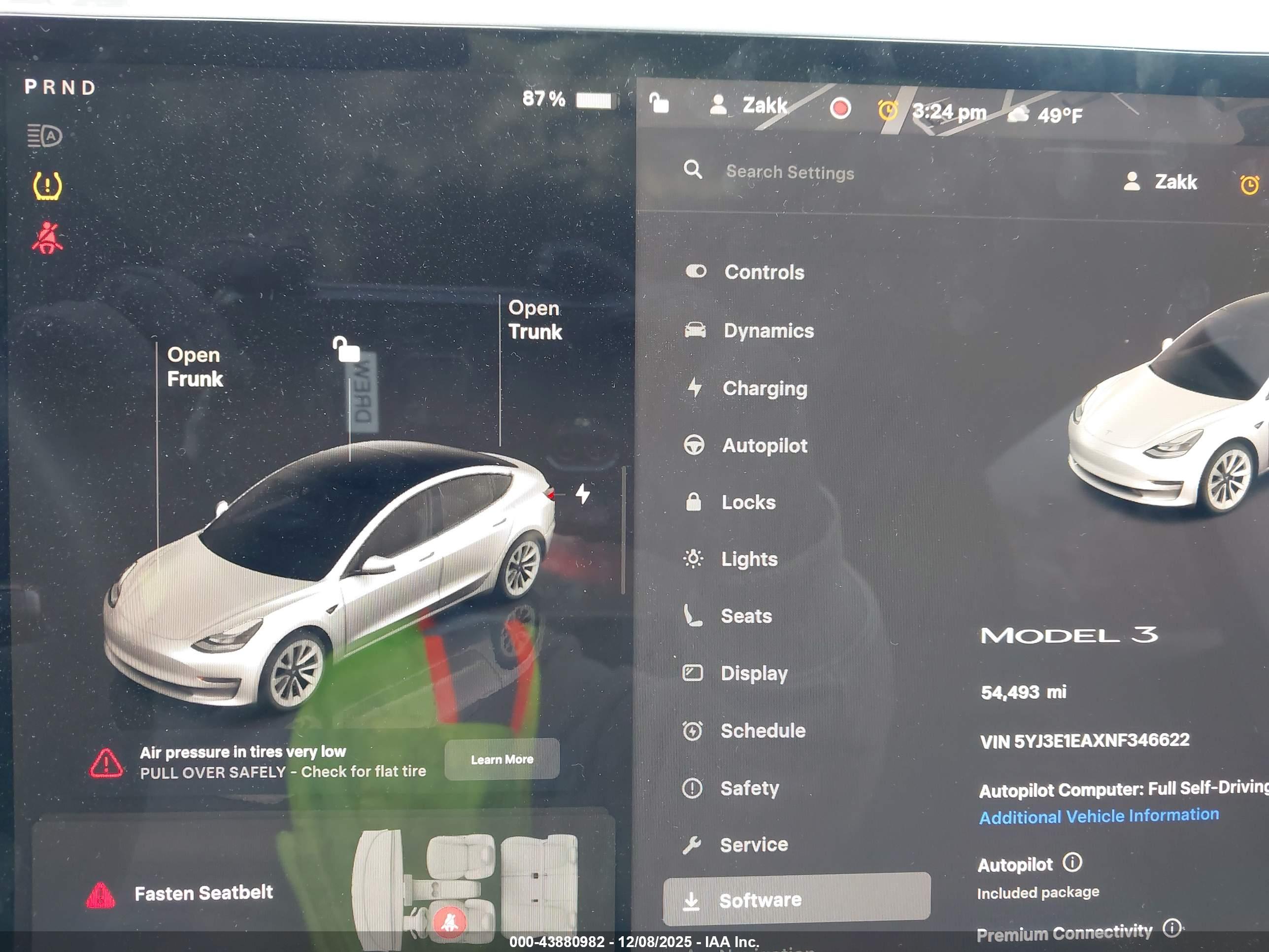 TESLA MODEL image 7