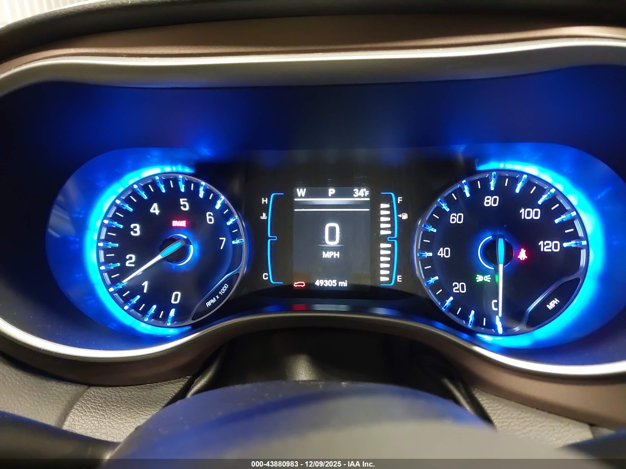 CHRYSLER VOYAGER image 7