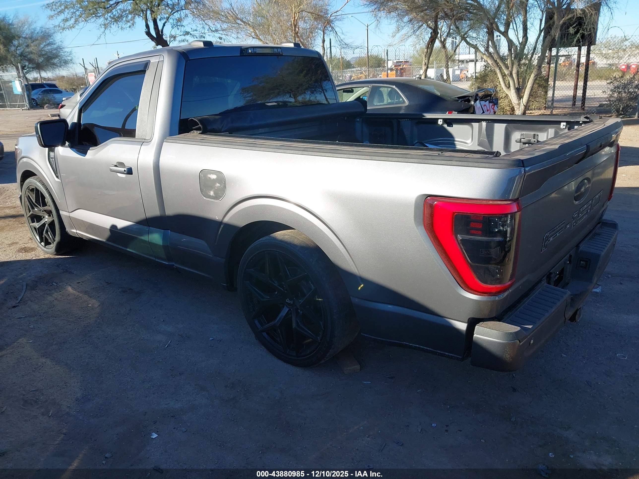FORD F-150 image 3