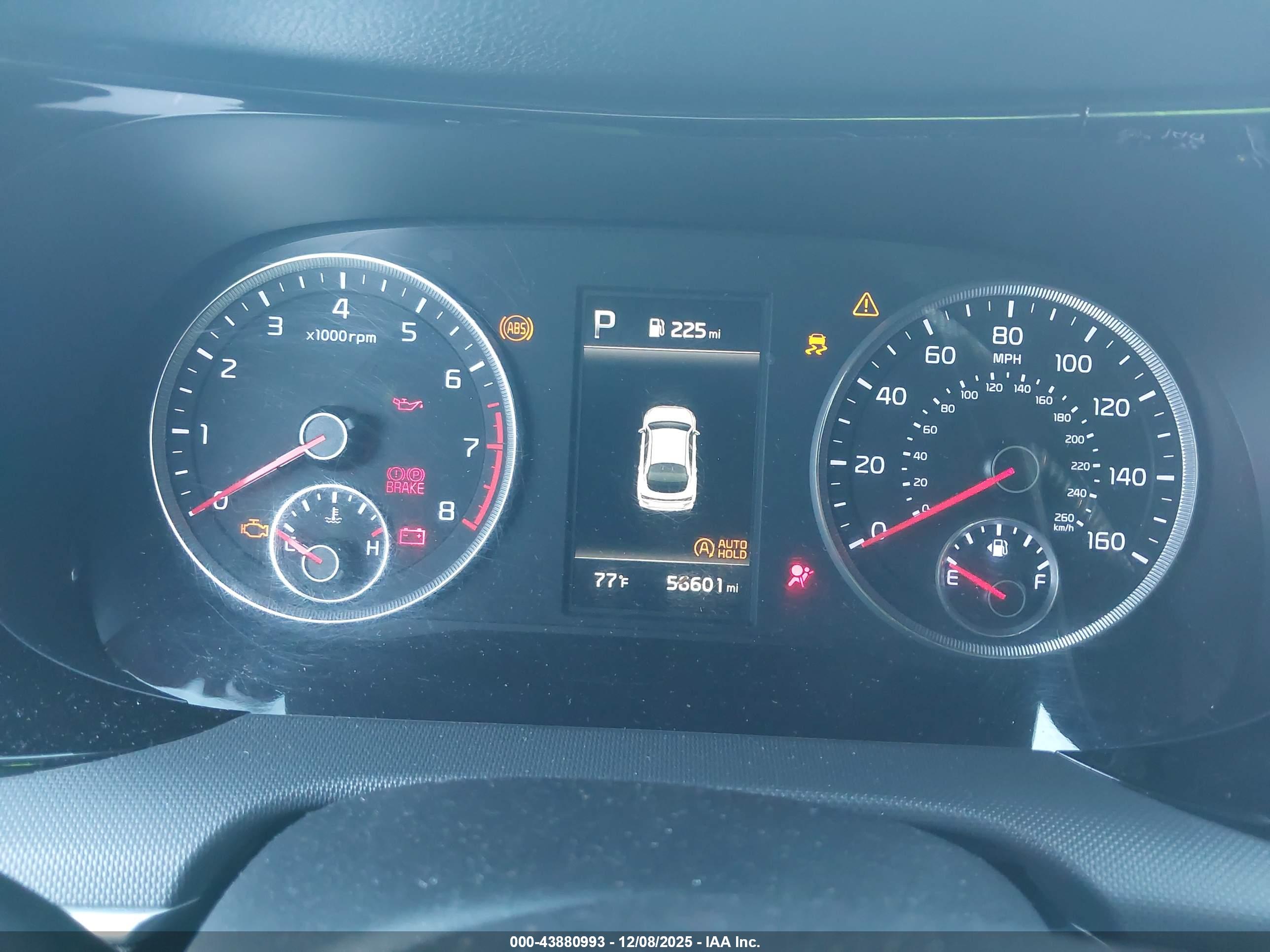 KIA K5 image 7