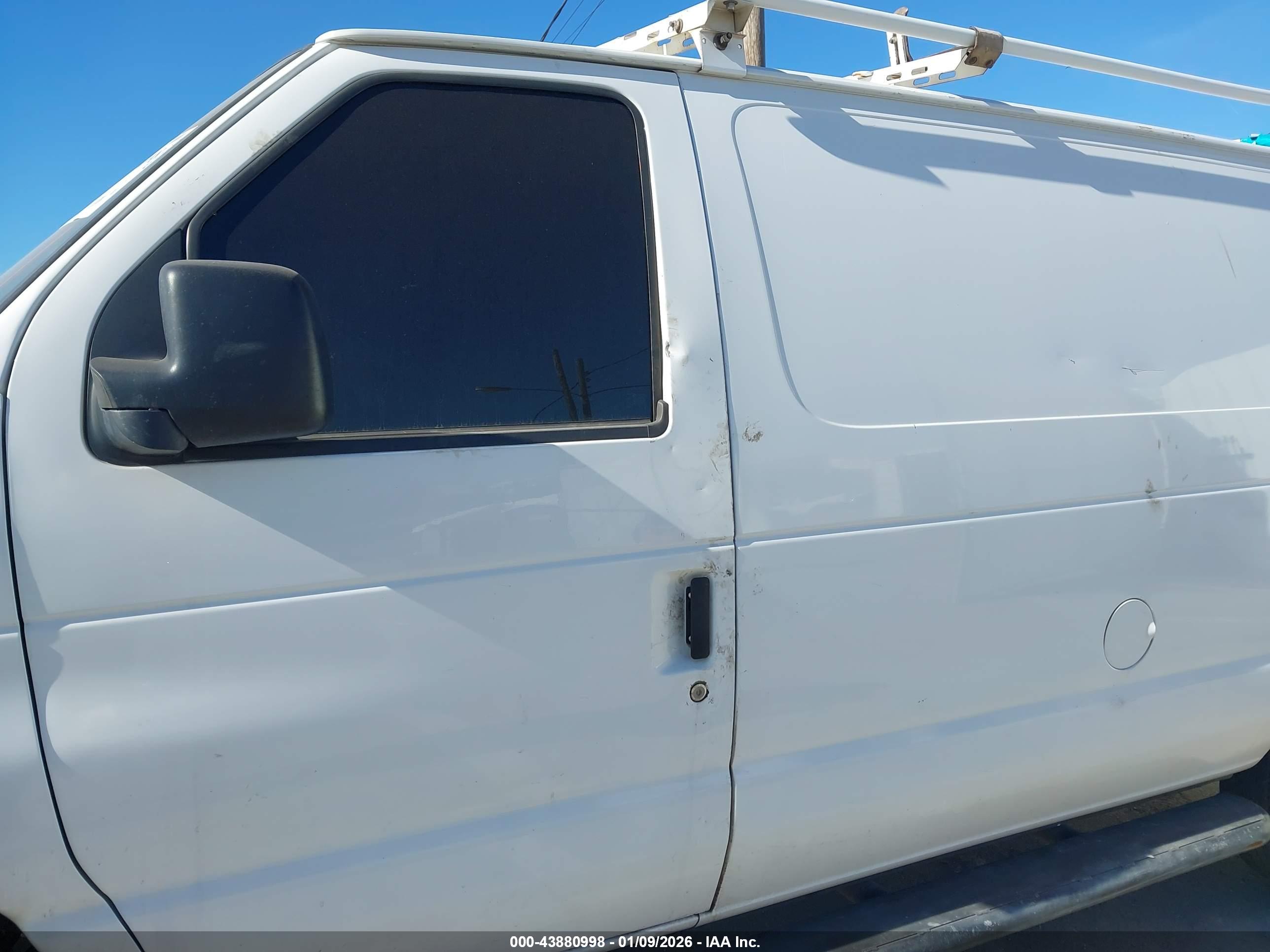 FORD E-250 image 6