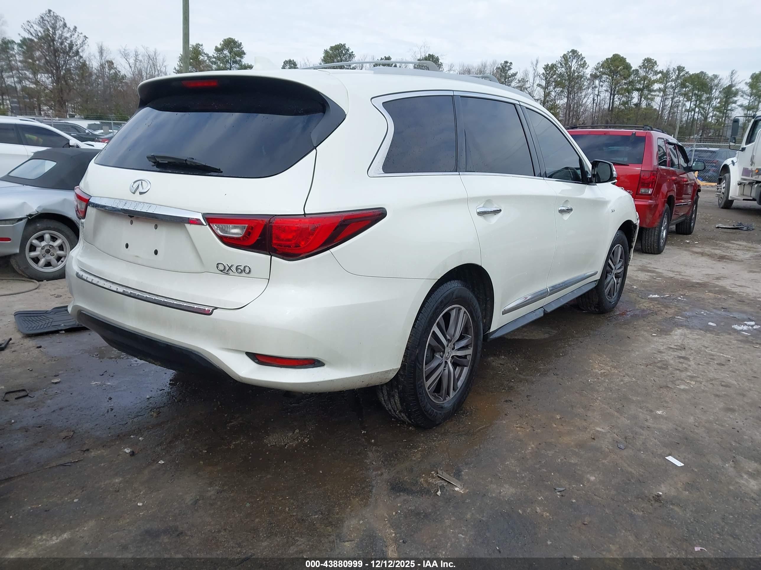 INFINITI QX60 image 4