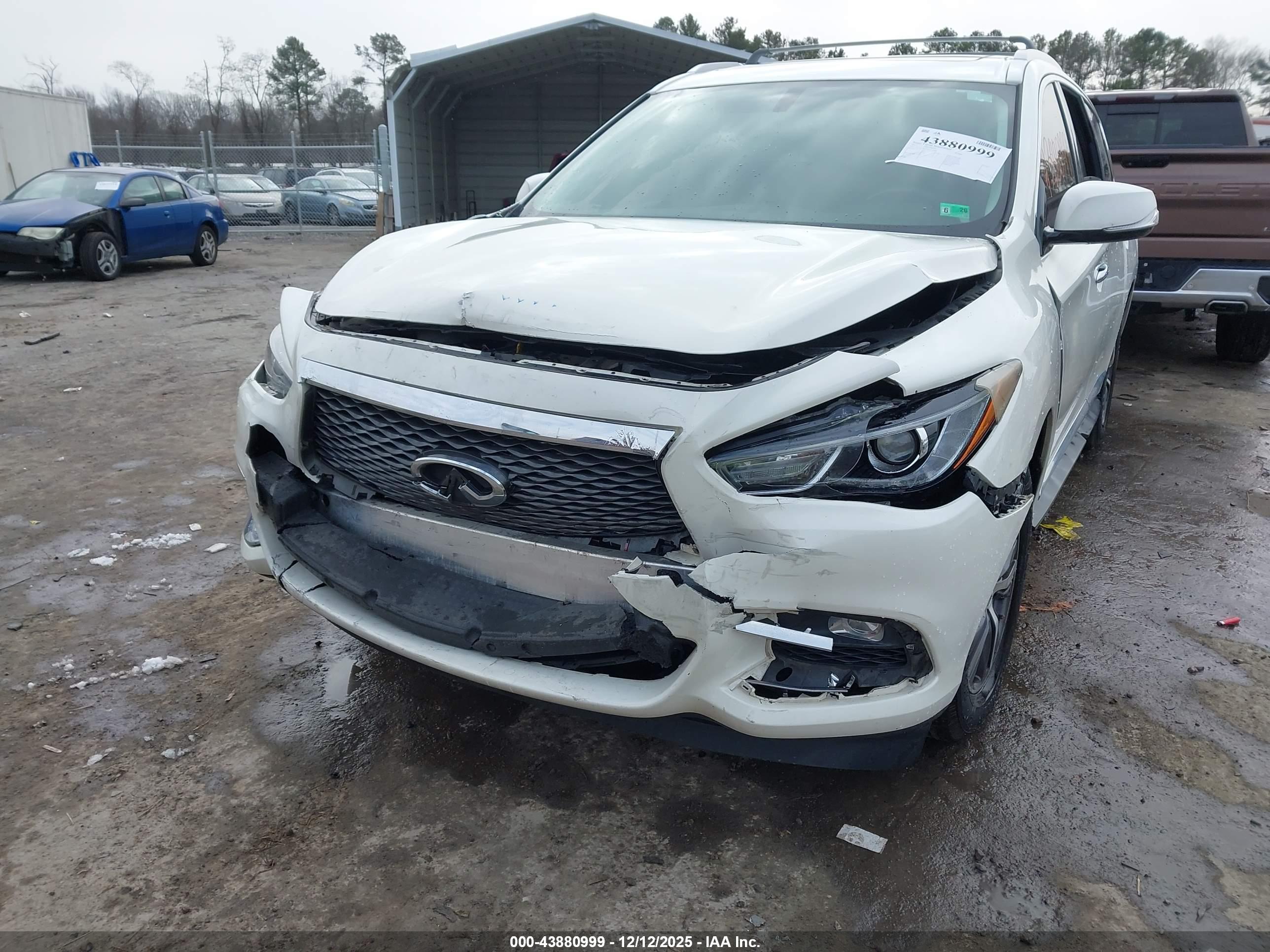INFINITI QX60 image 6