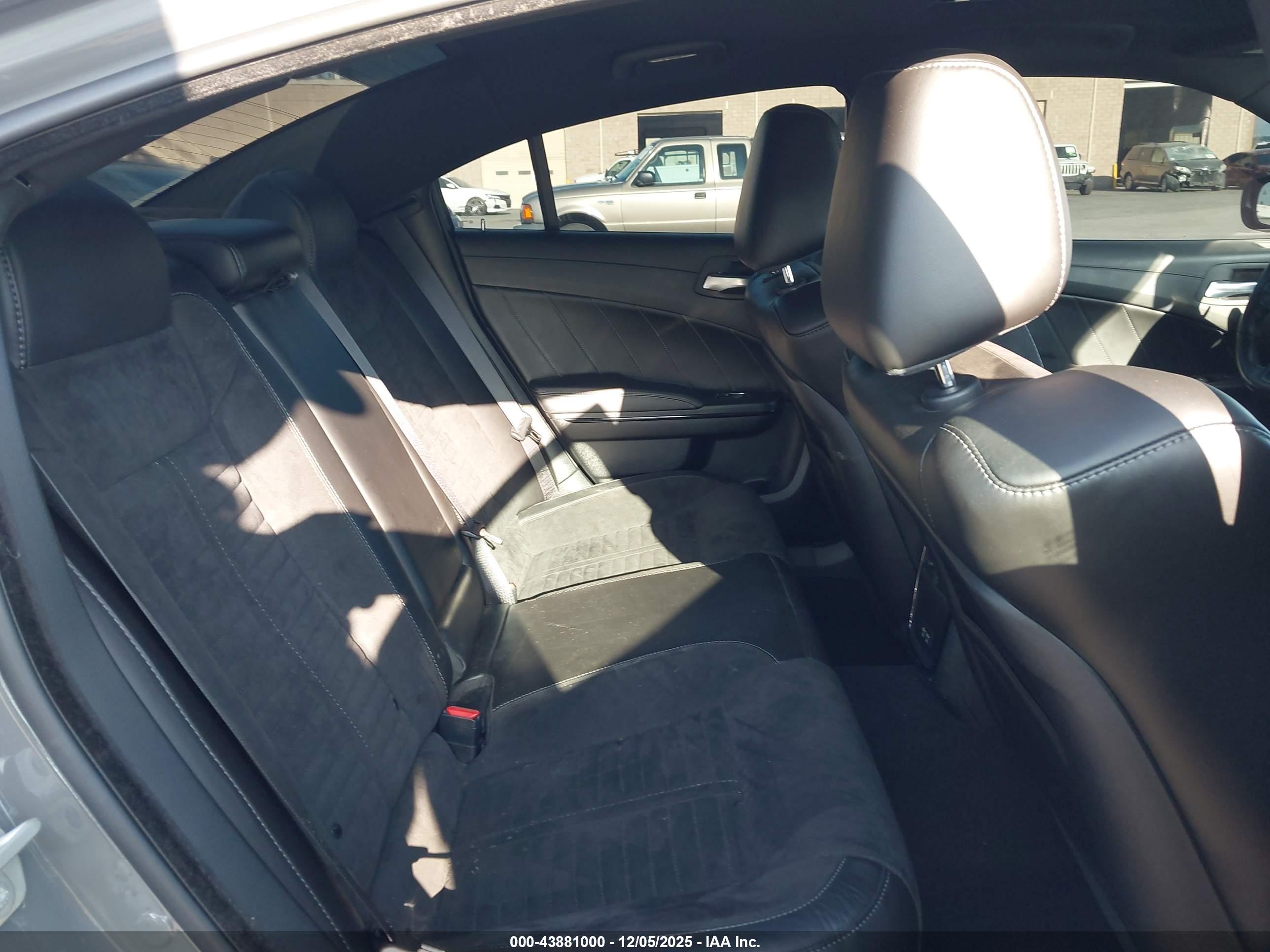 DODGE CHARGER image 8