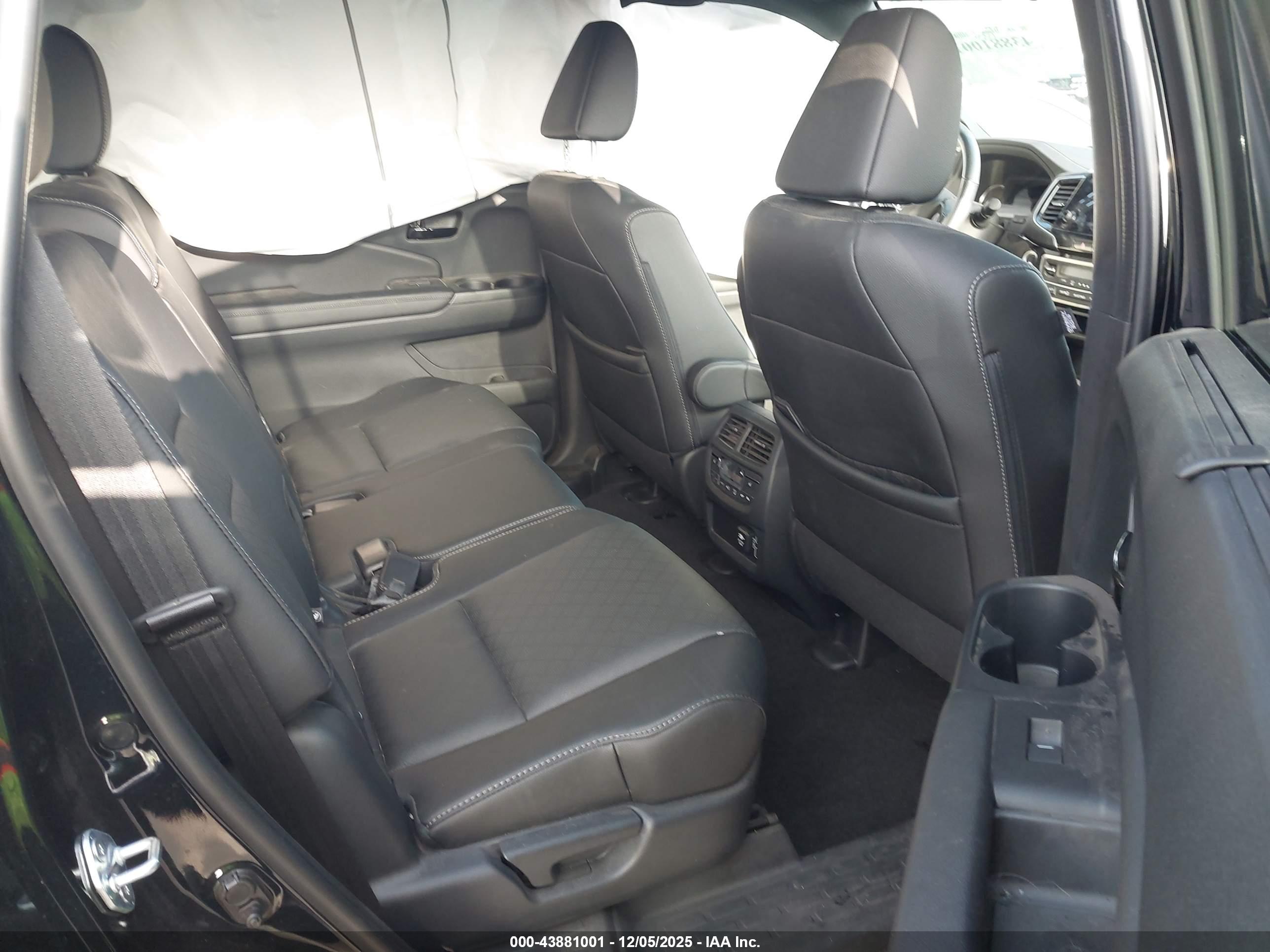 HONDA PASSPORT image 8