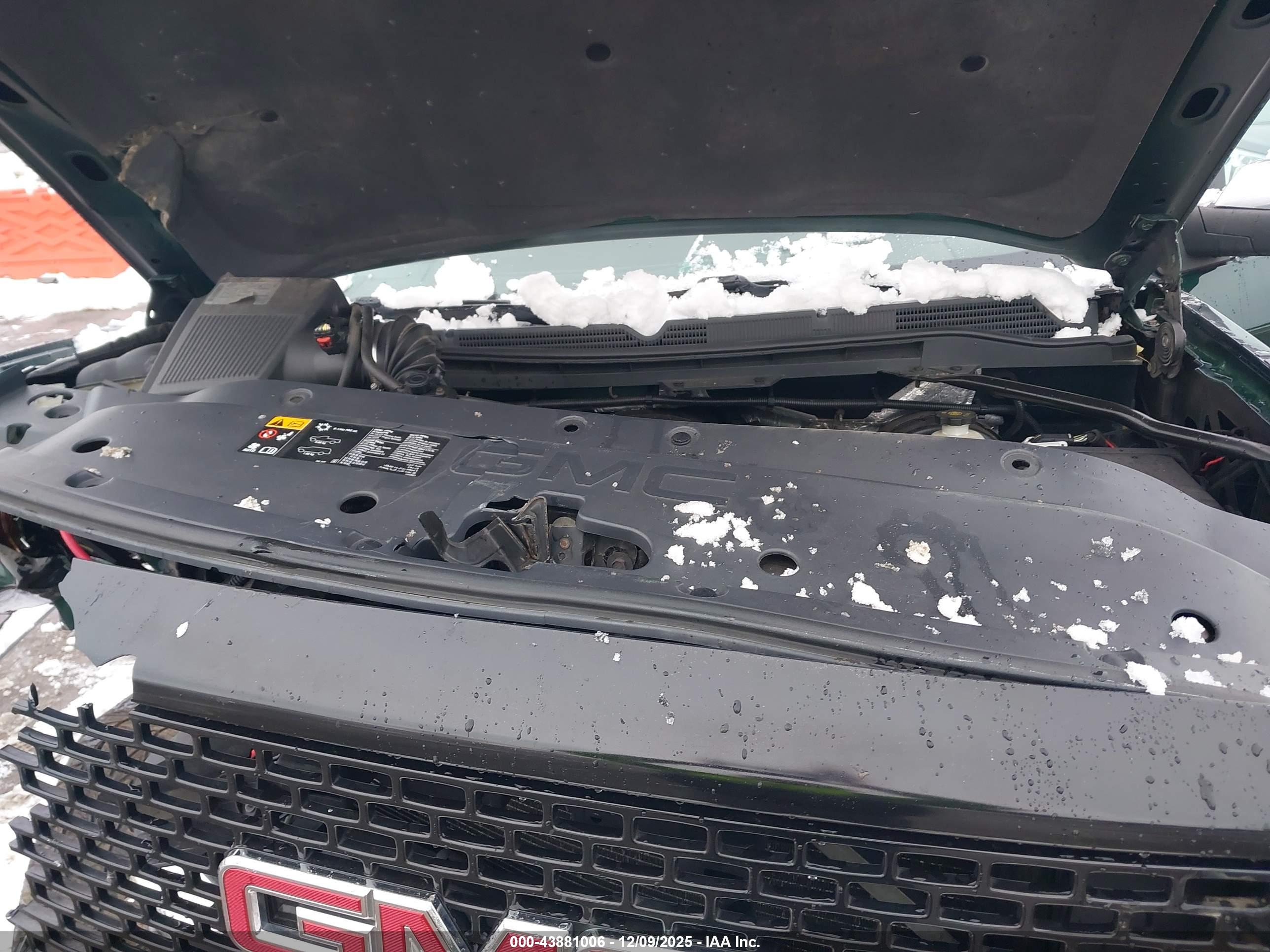 GMC SIERRA image 10