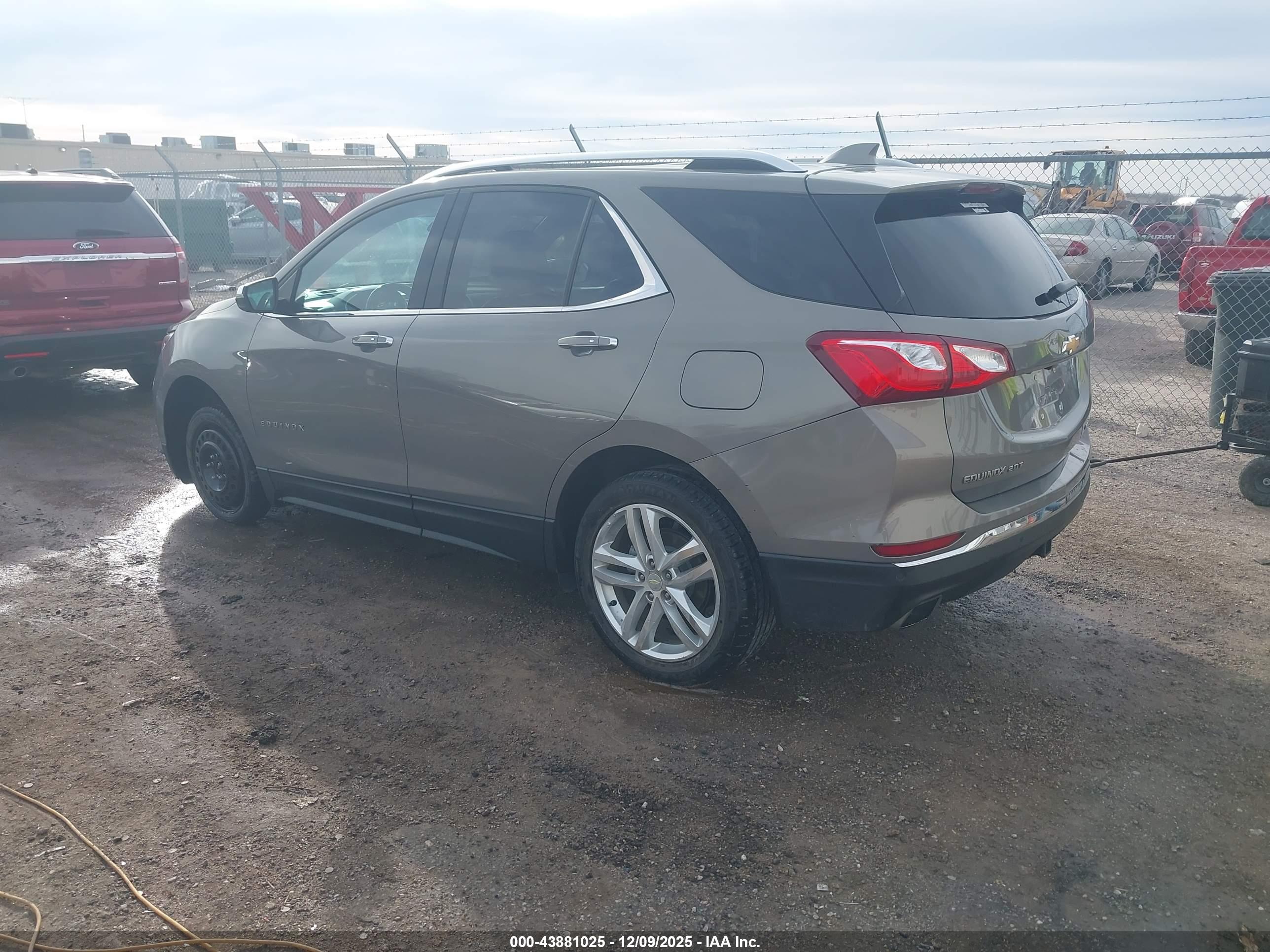 CHEVROLET EQUINOX image 3