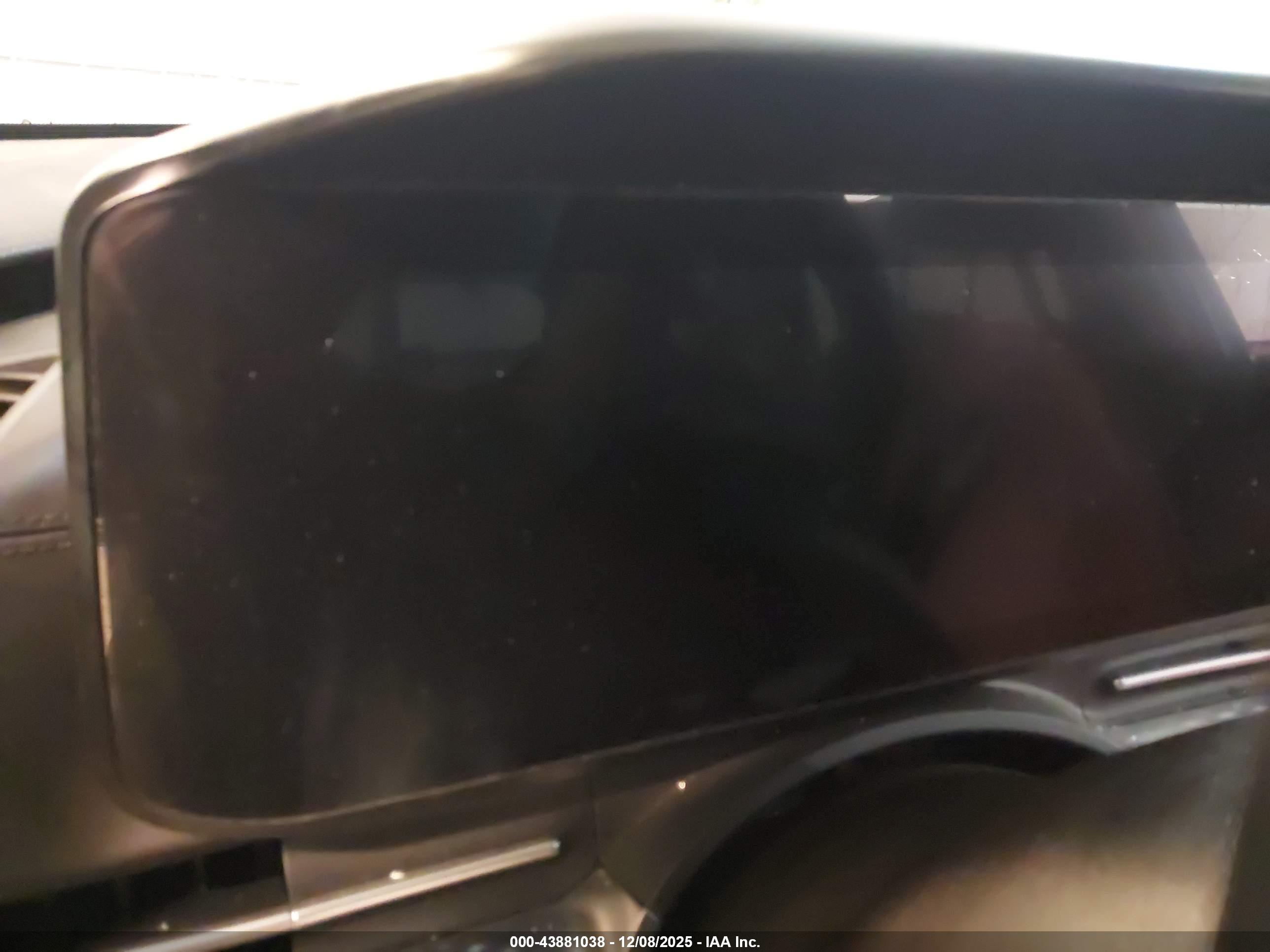 KIA CARNIVAL image 7