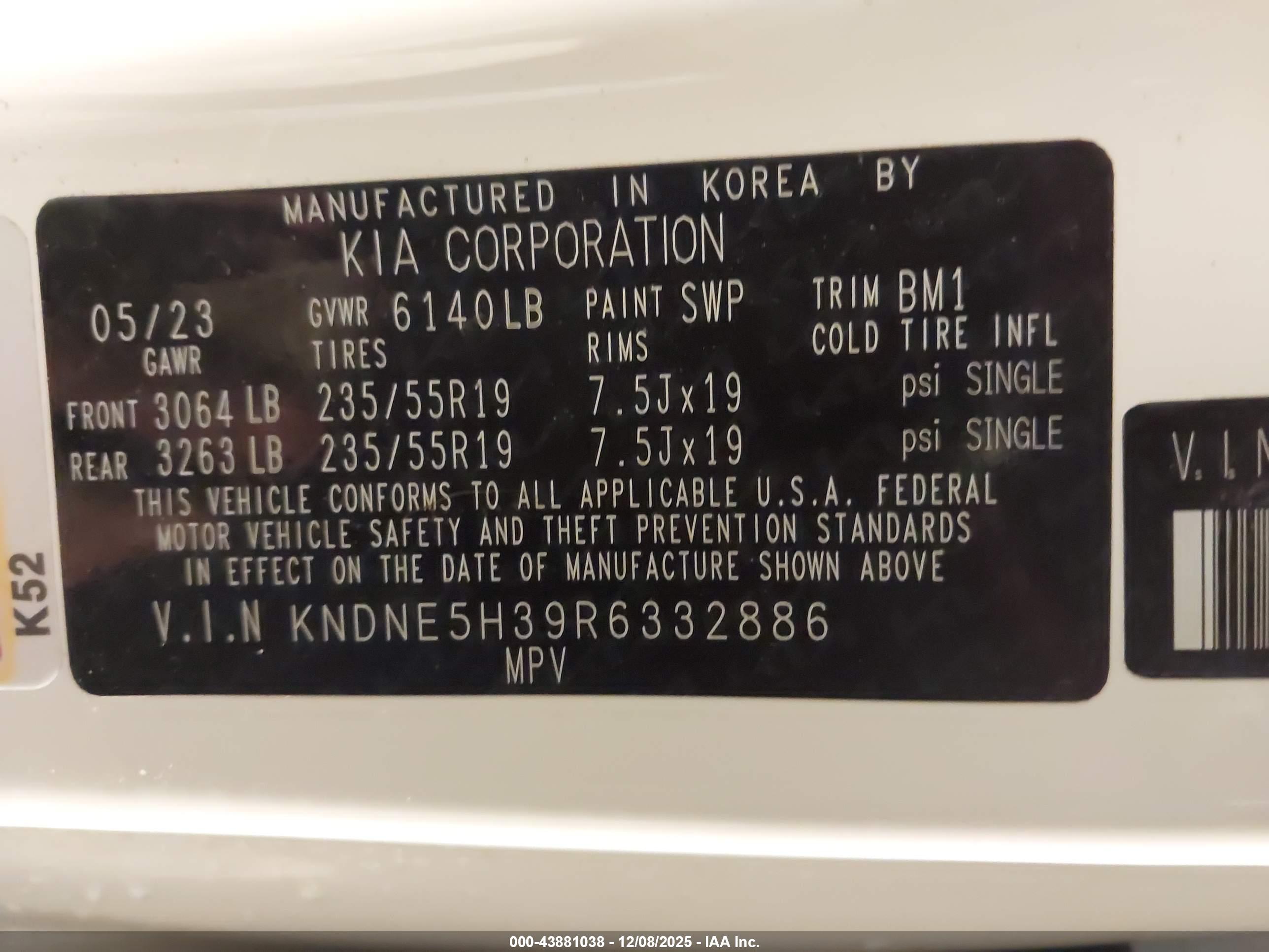 KIA CARNIVAL image 9
