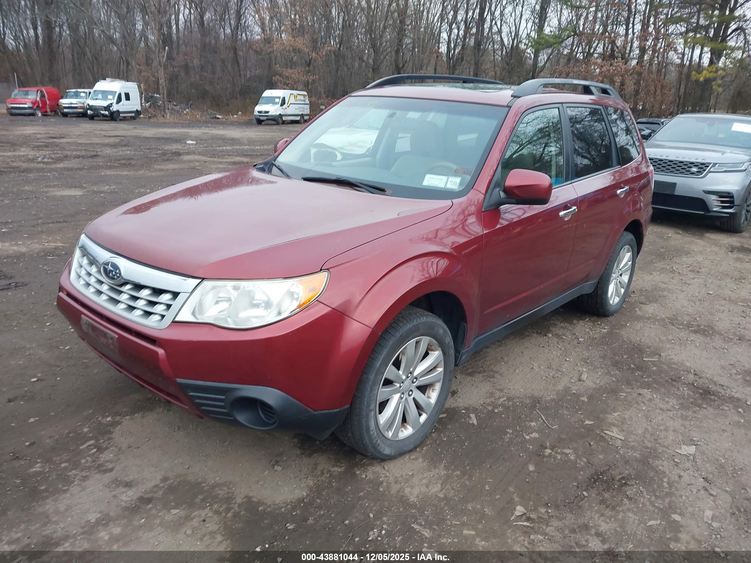 SUBARU FORESTER image 2