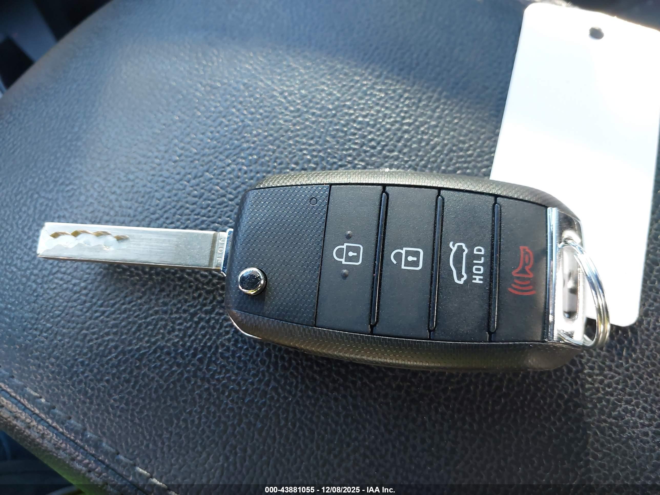 KIA OPTIMA image 11