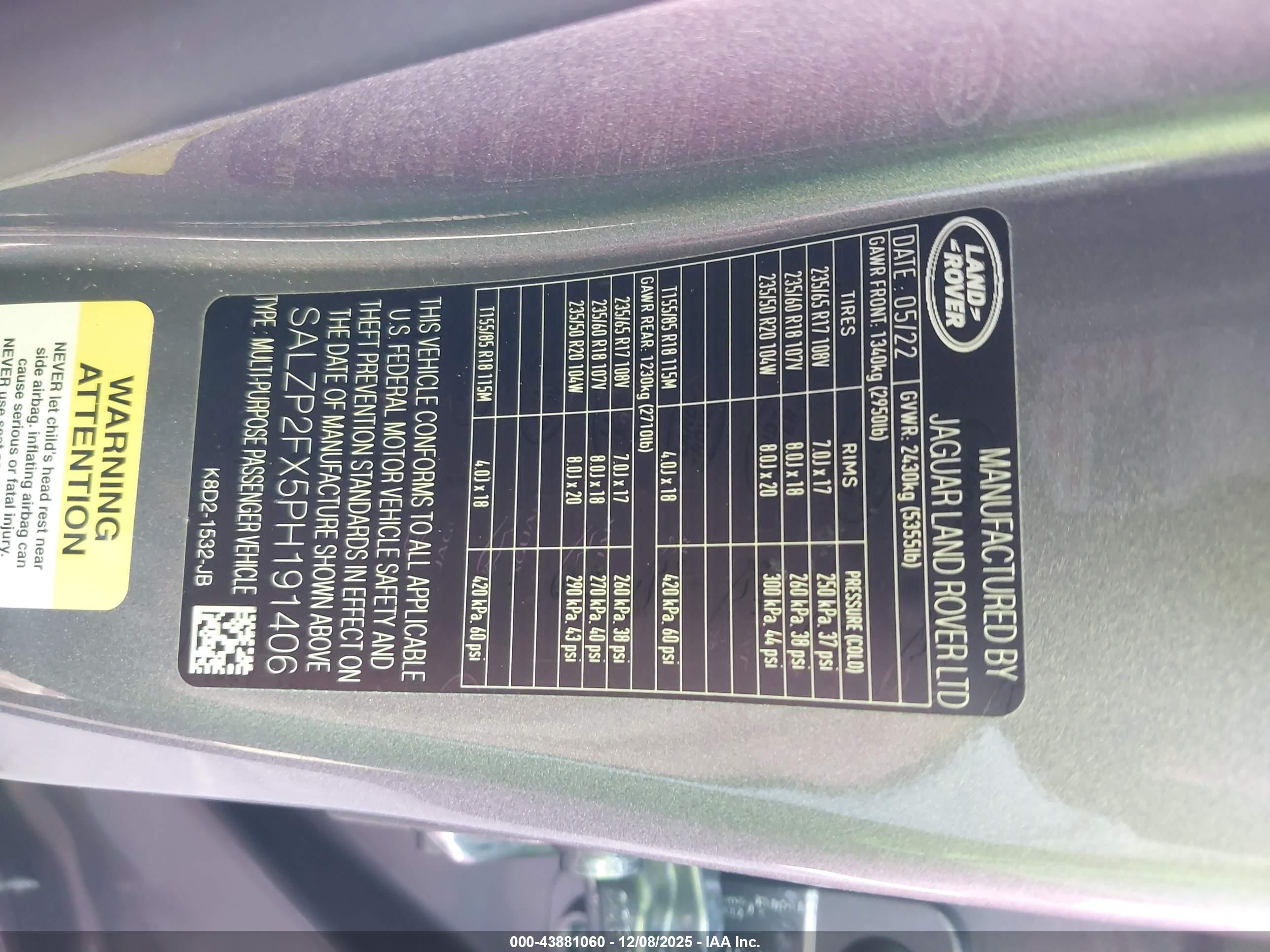 LAND ROVER image 9