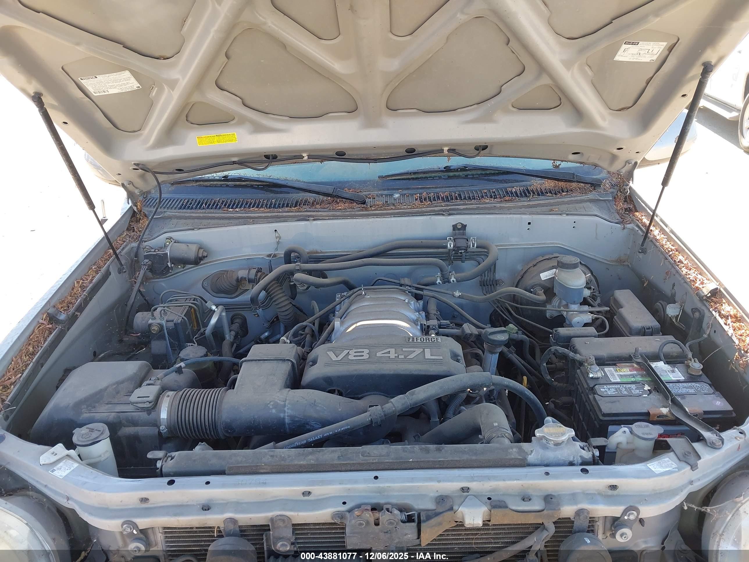 TOYOTA SEQUOIA image 10