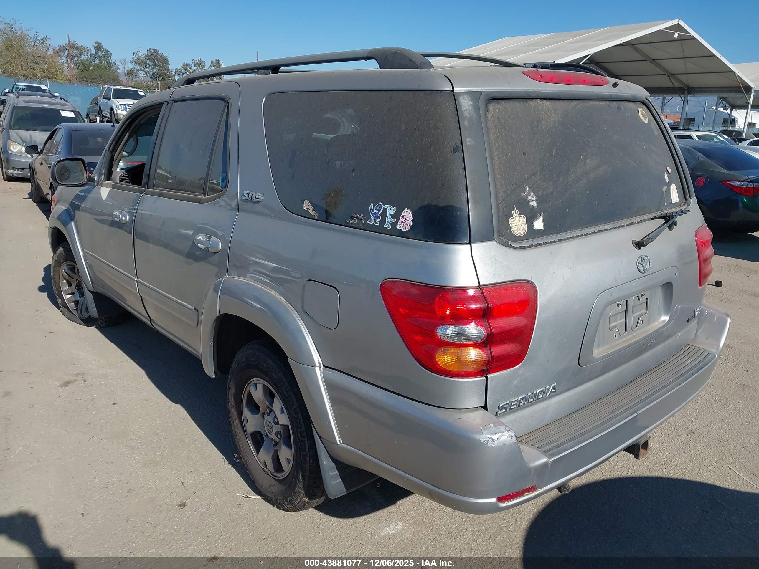 TOYOTA SEQUOIA image 3