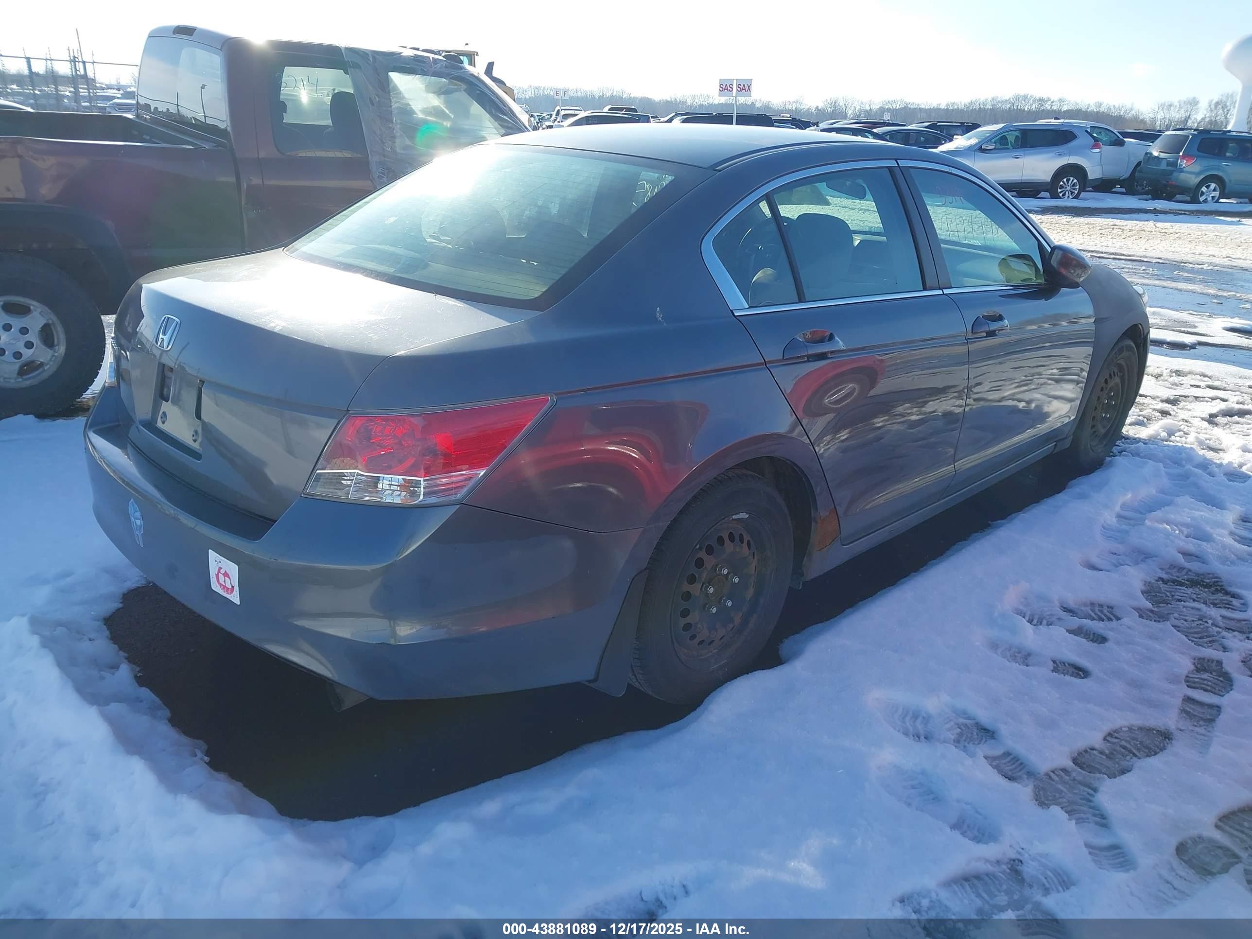 HONDA ACCORD image 4