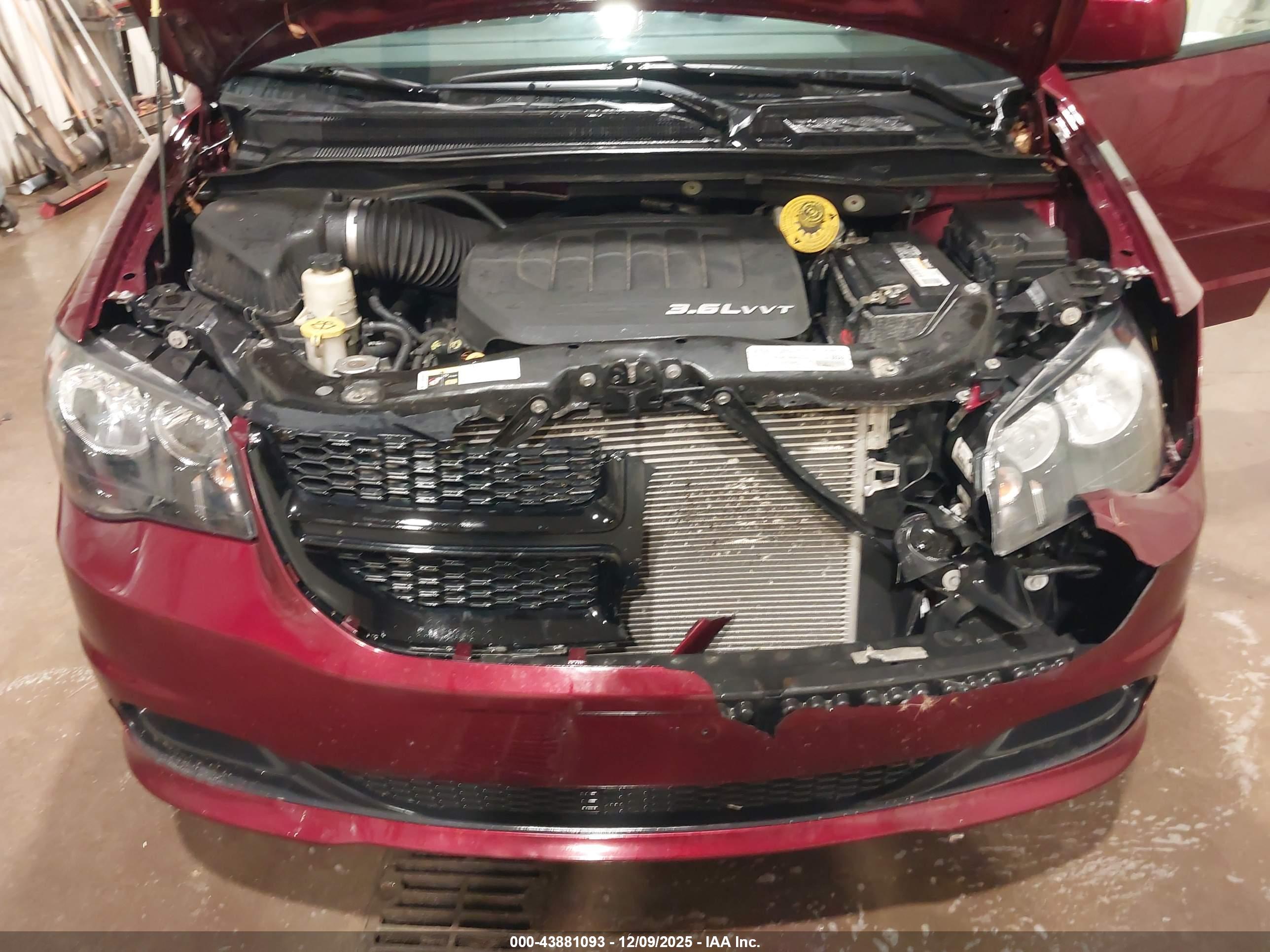 DODGE GRAND image 10