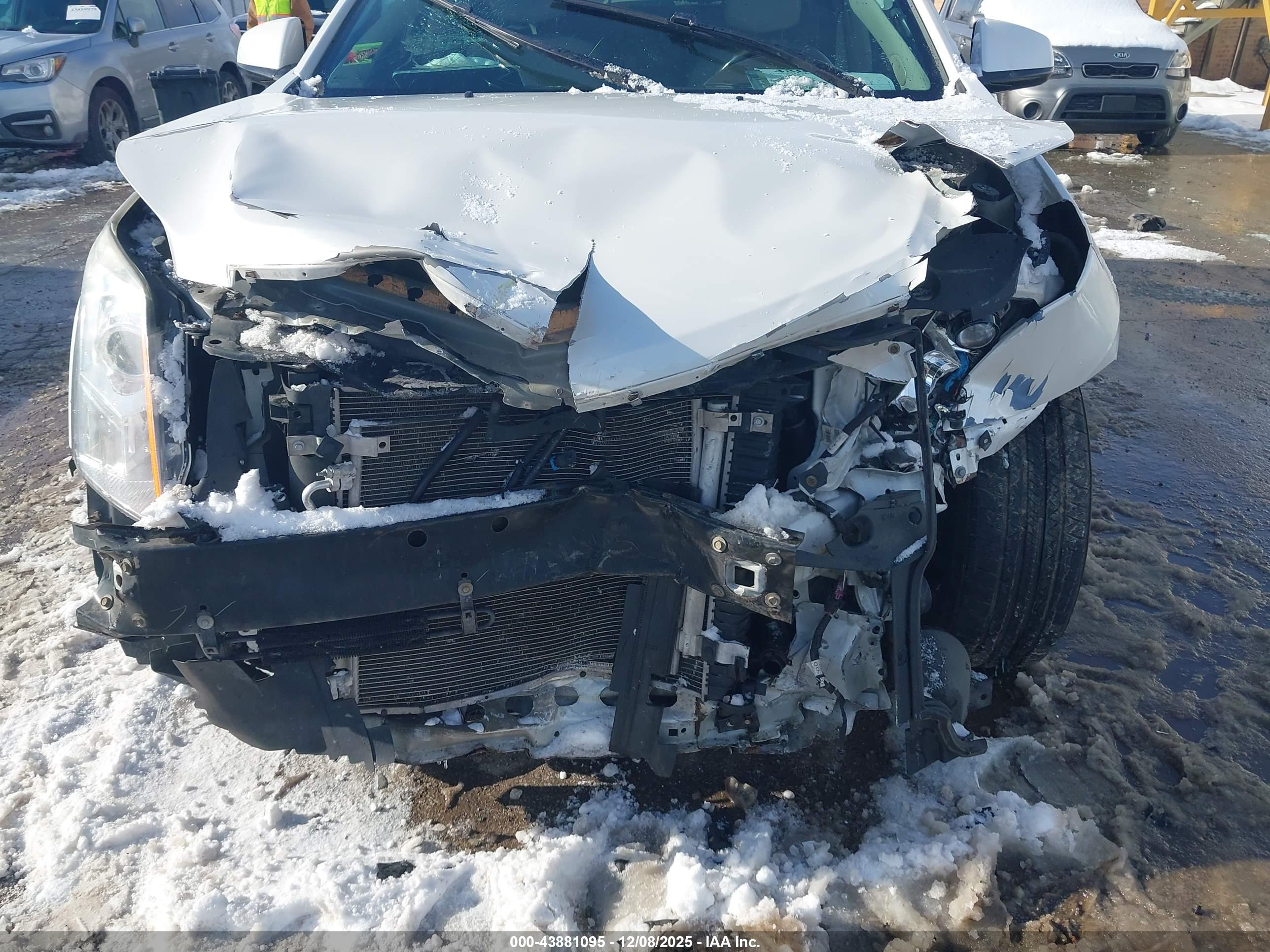 CADILLAC SRX image 6