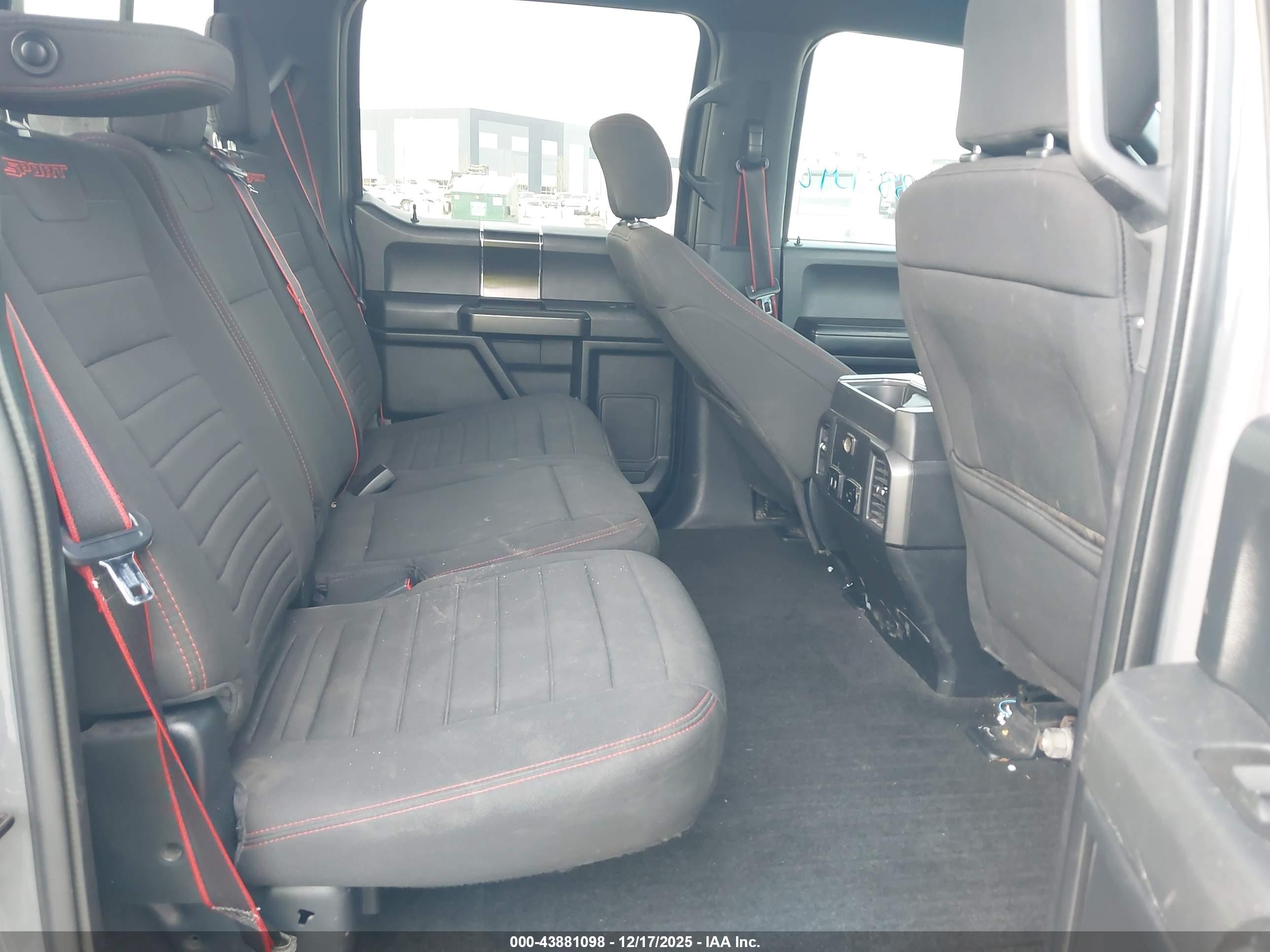 FORD F-150 image 8