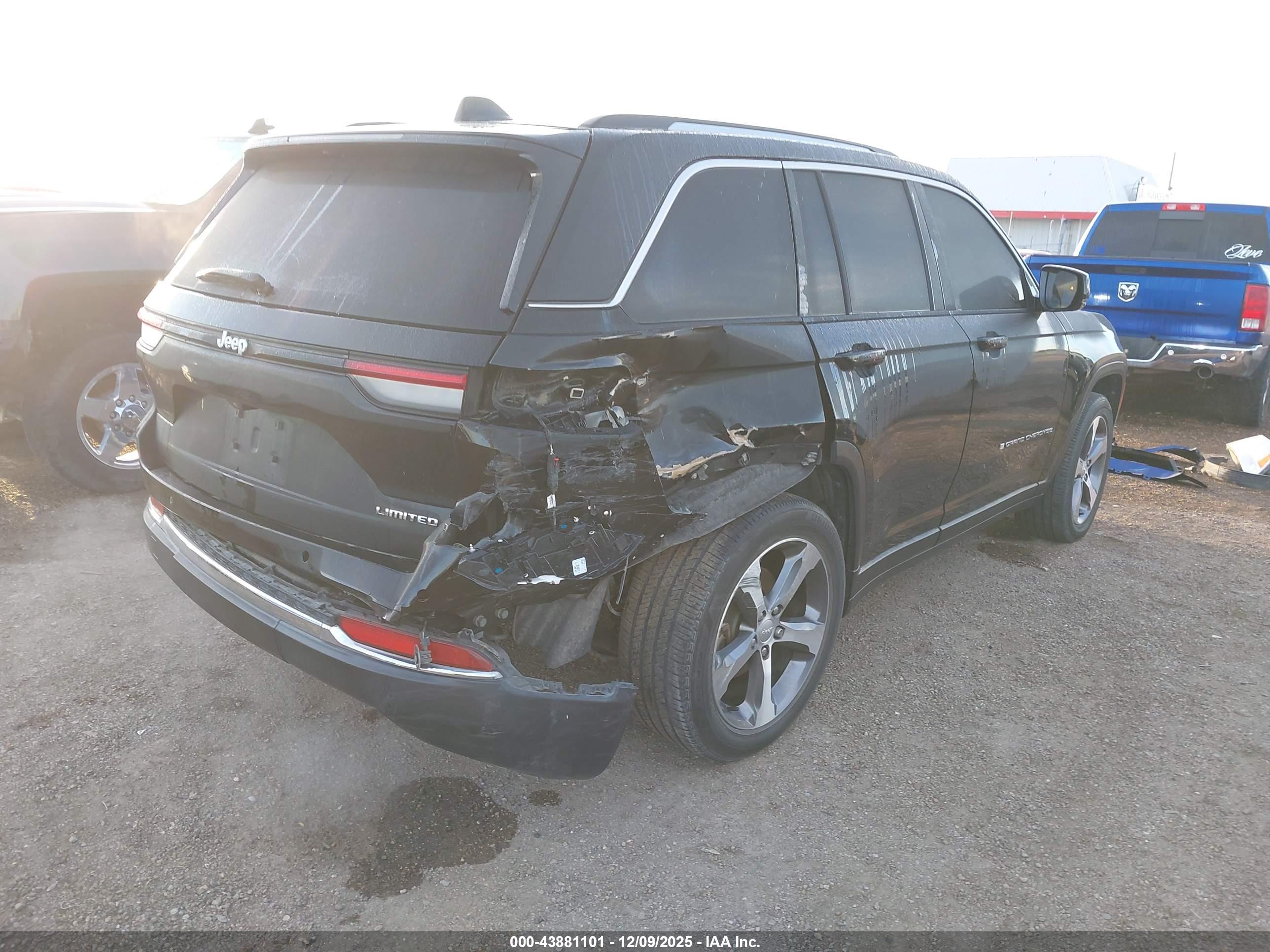 JEEP GRAND image 4