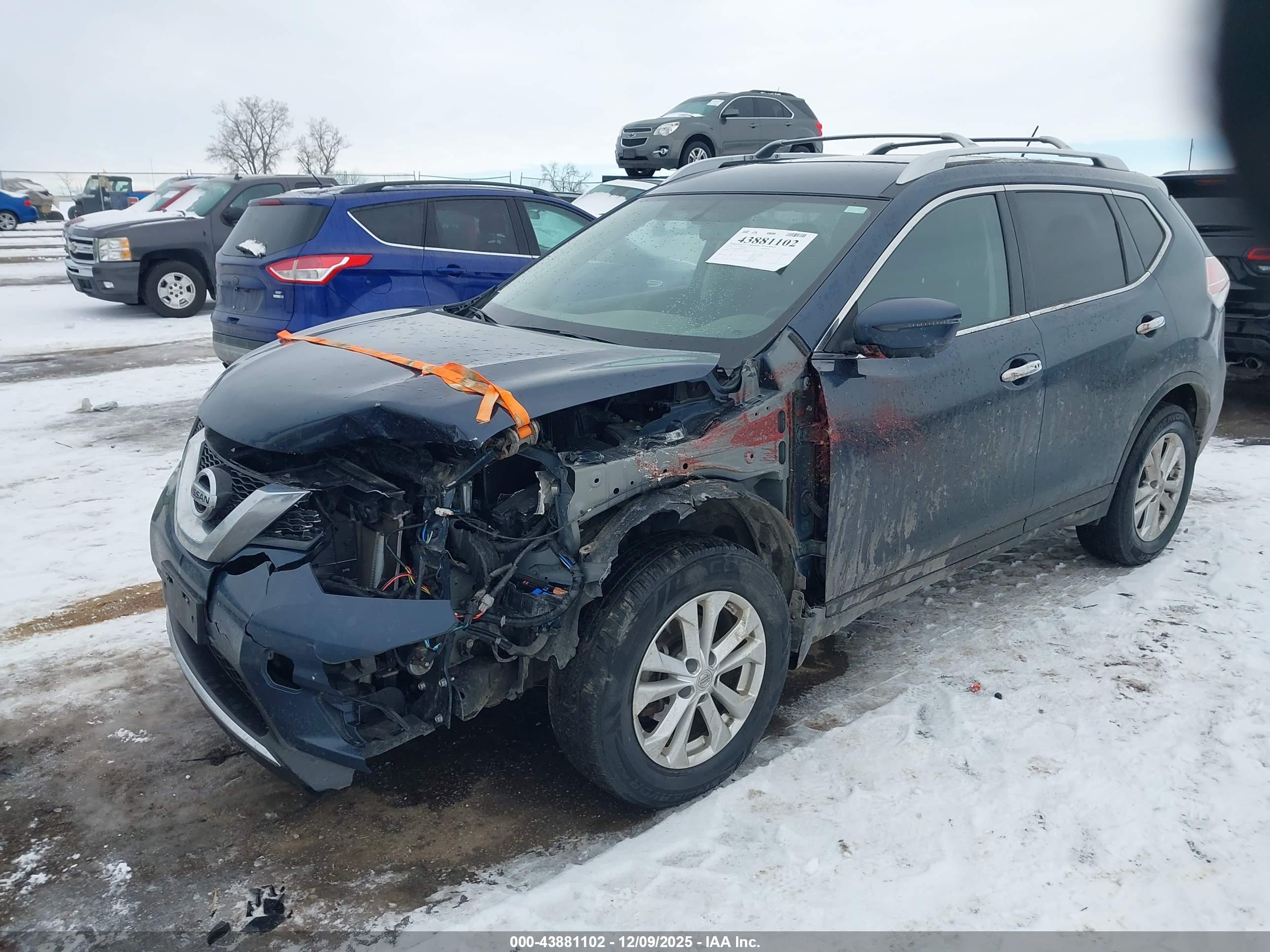 NISSAN ROGUE image 2
